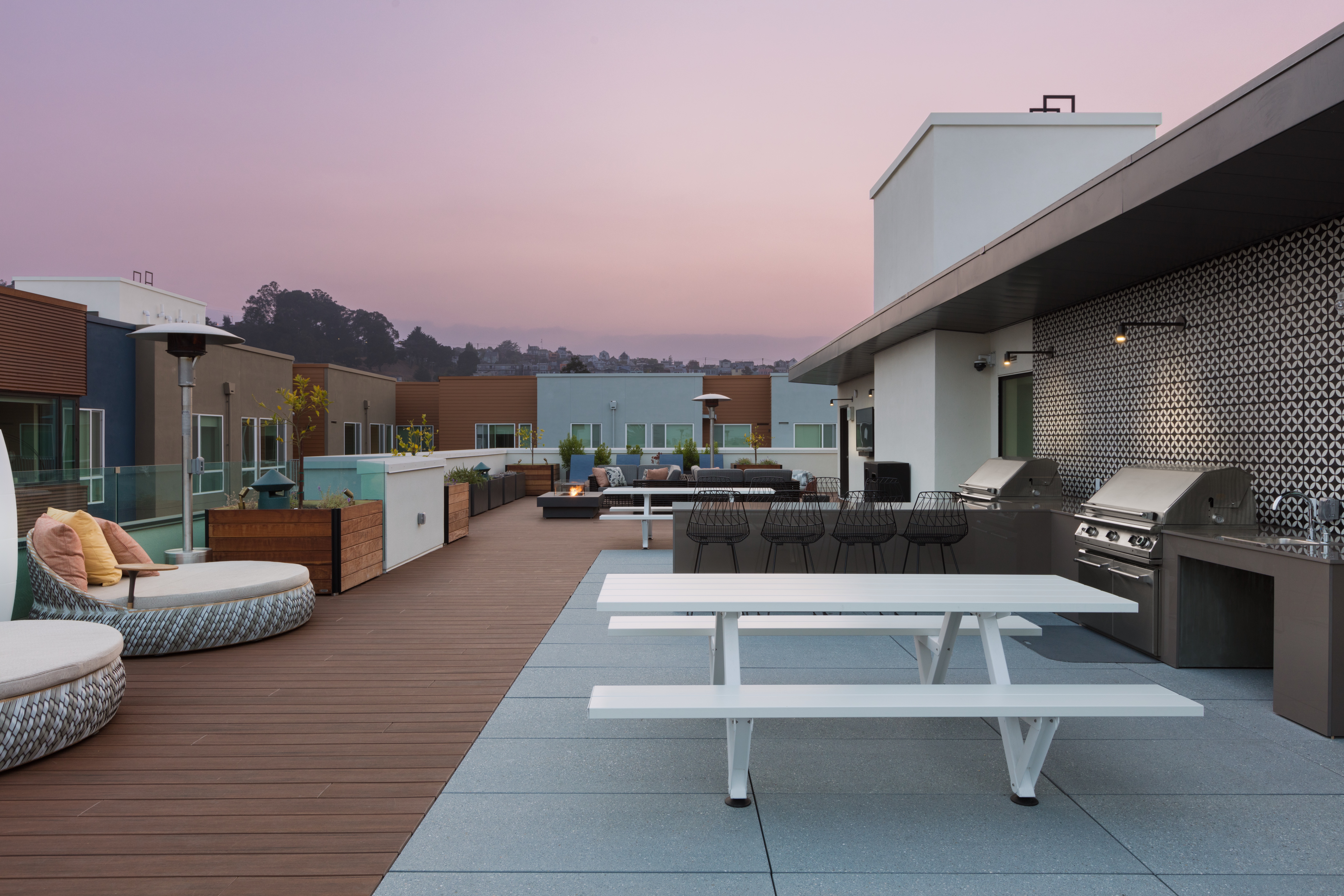 Roof deck at Avalon Dogpatch (1 of 4)