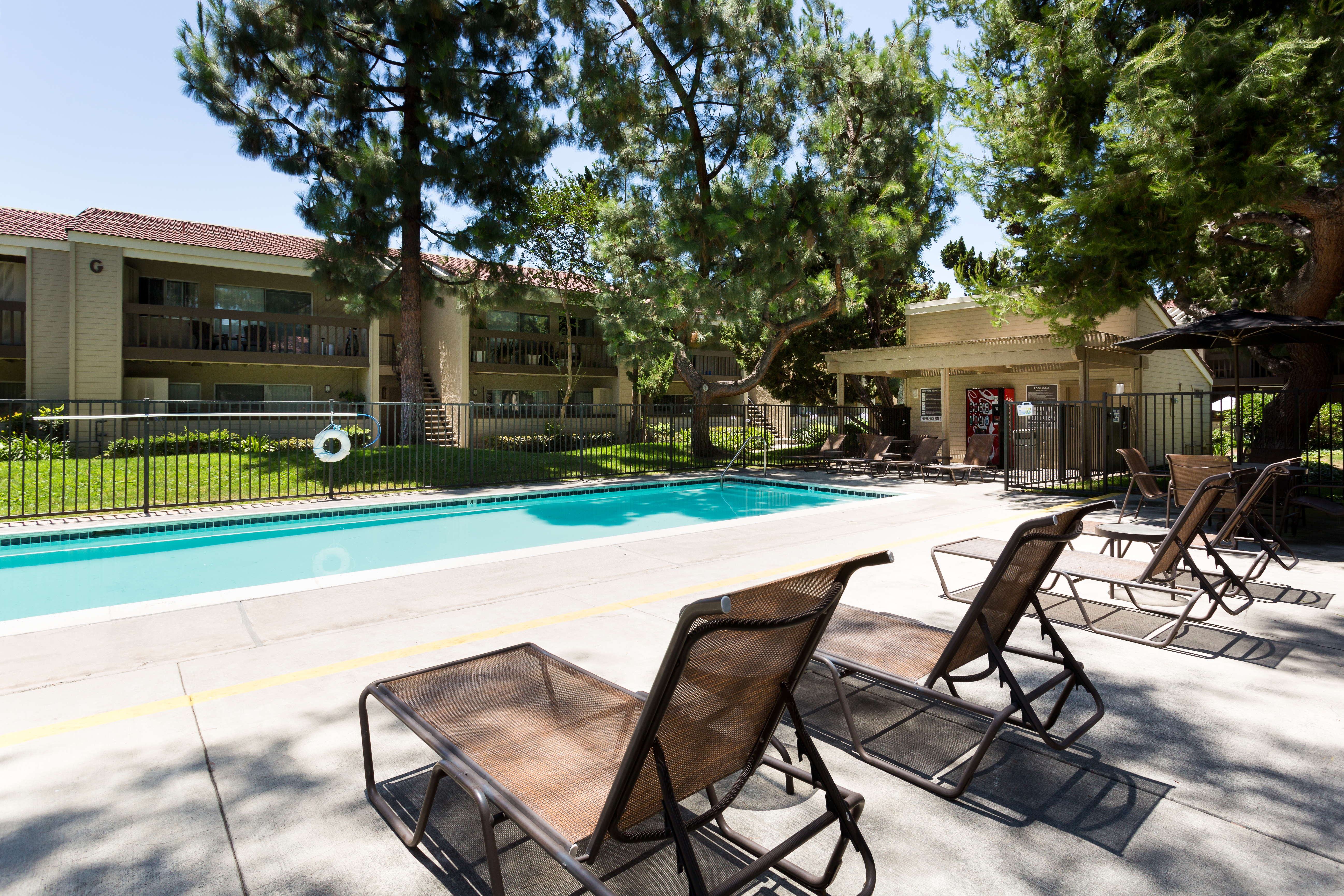 Pool at Eaves San Dimas Canyon (4 of 5)
