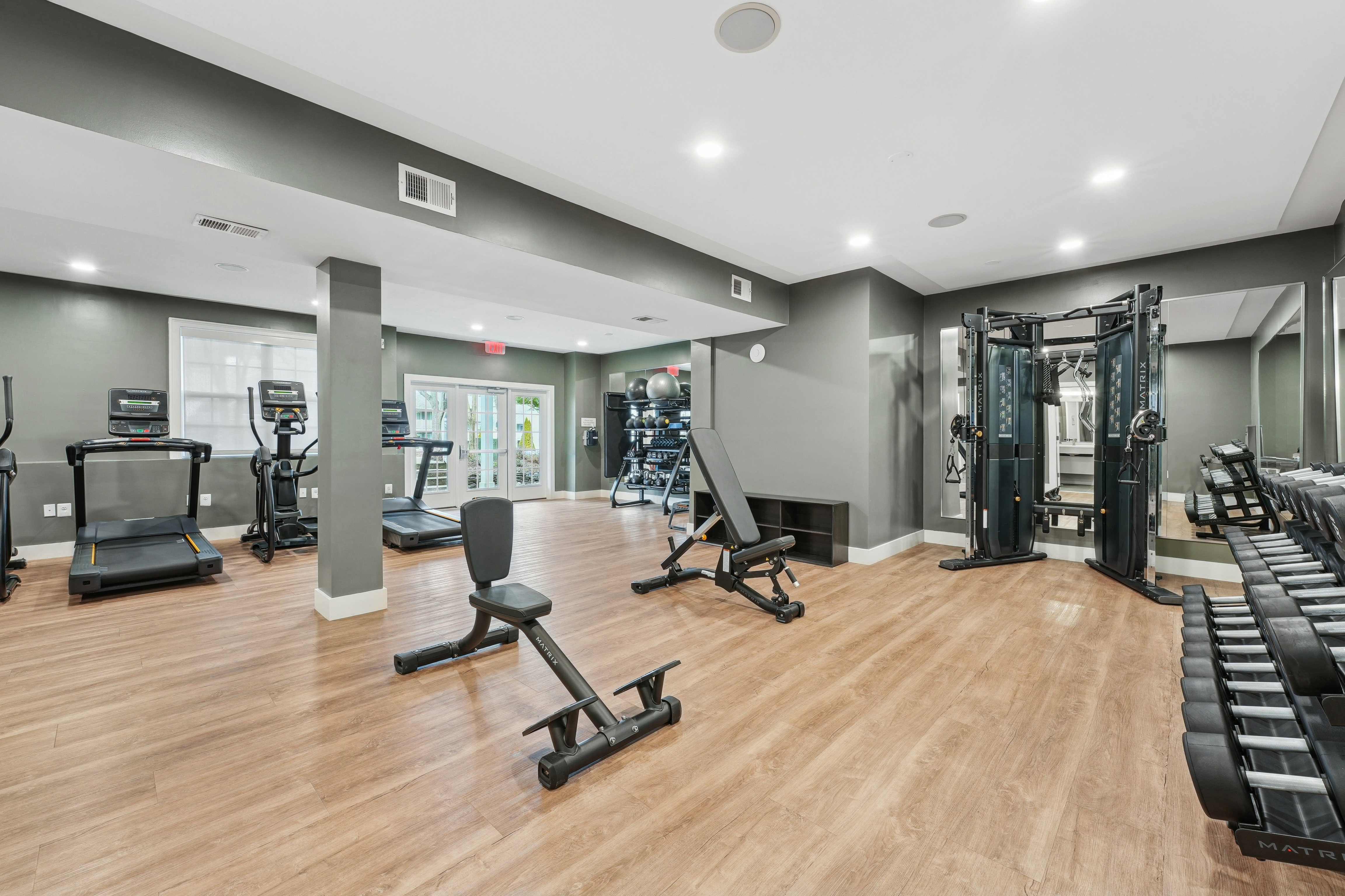 Gym at Eaves Columbia Town Center (3 of 6)