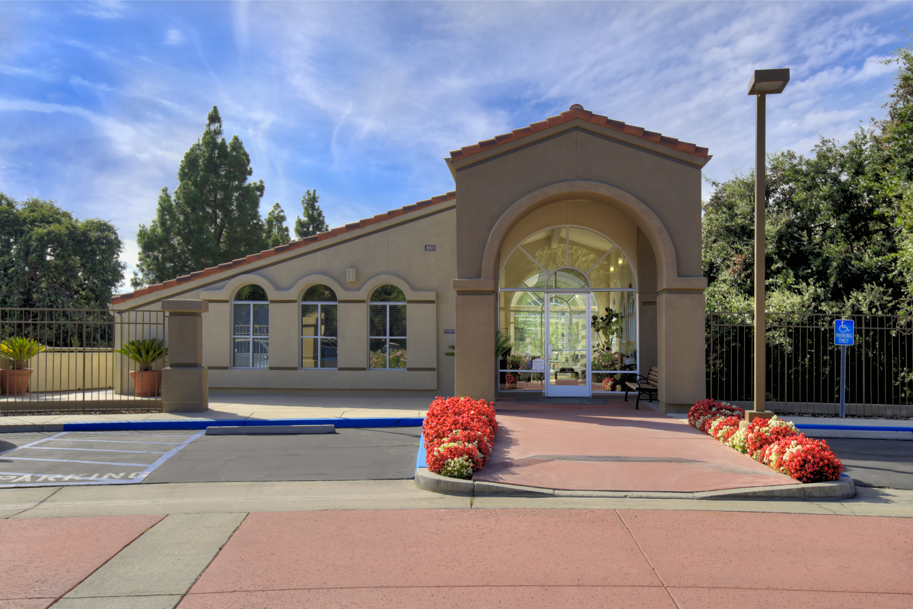 Eaves Thousand Oaks 23 of 25