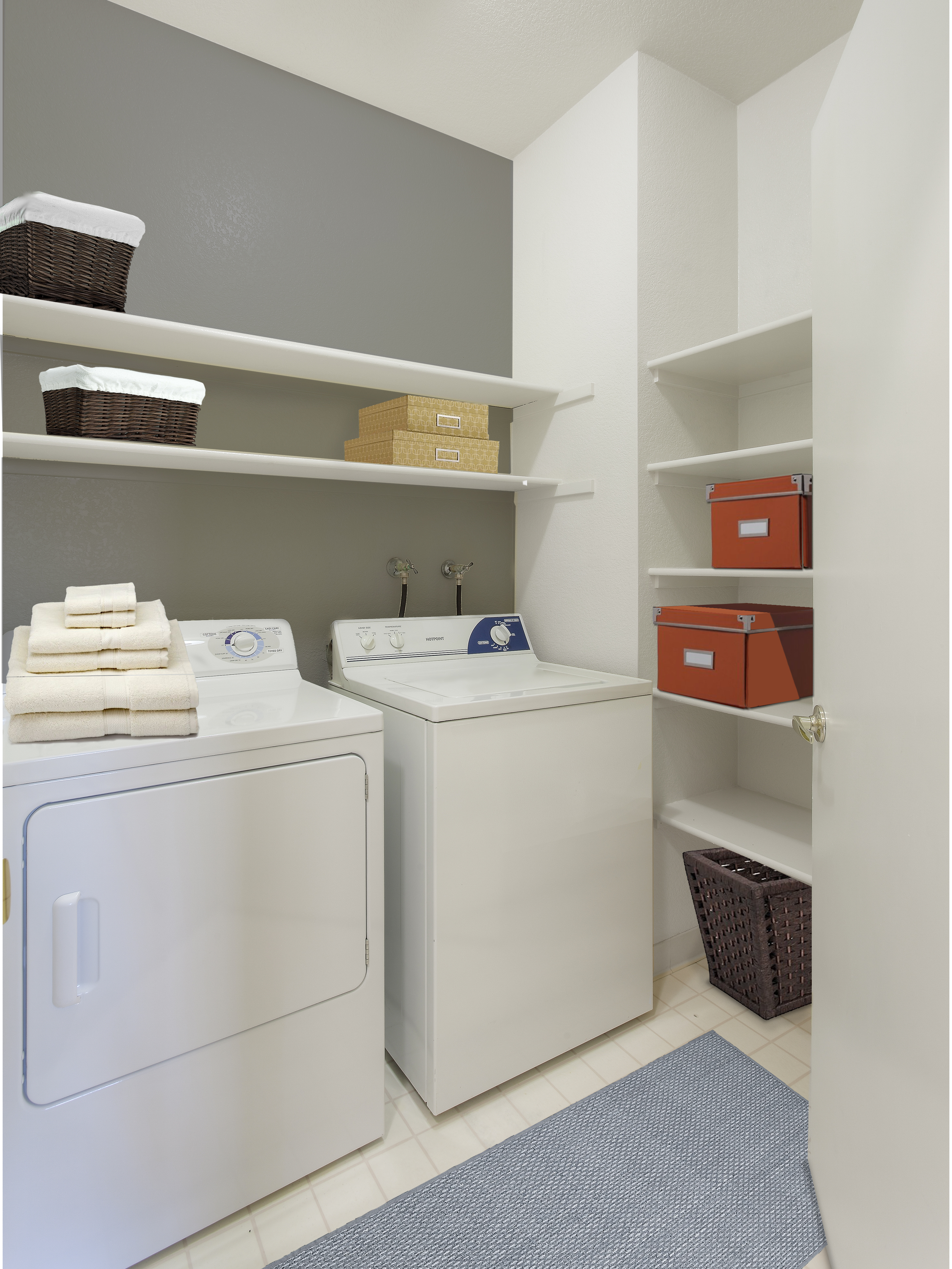 Laundry room at Avalon (2 of 2)