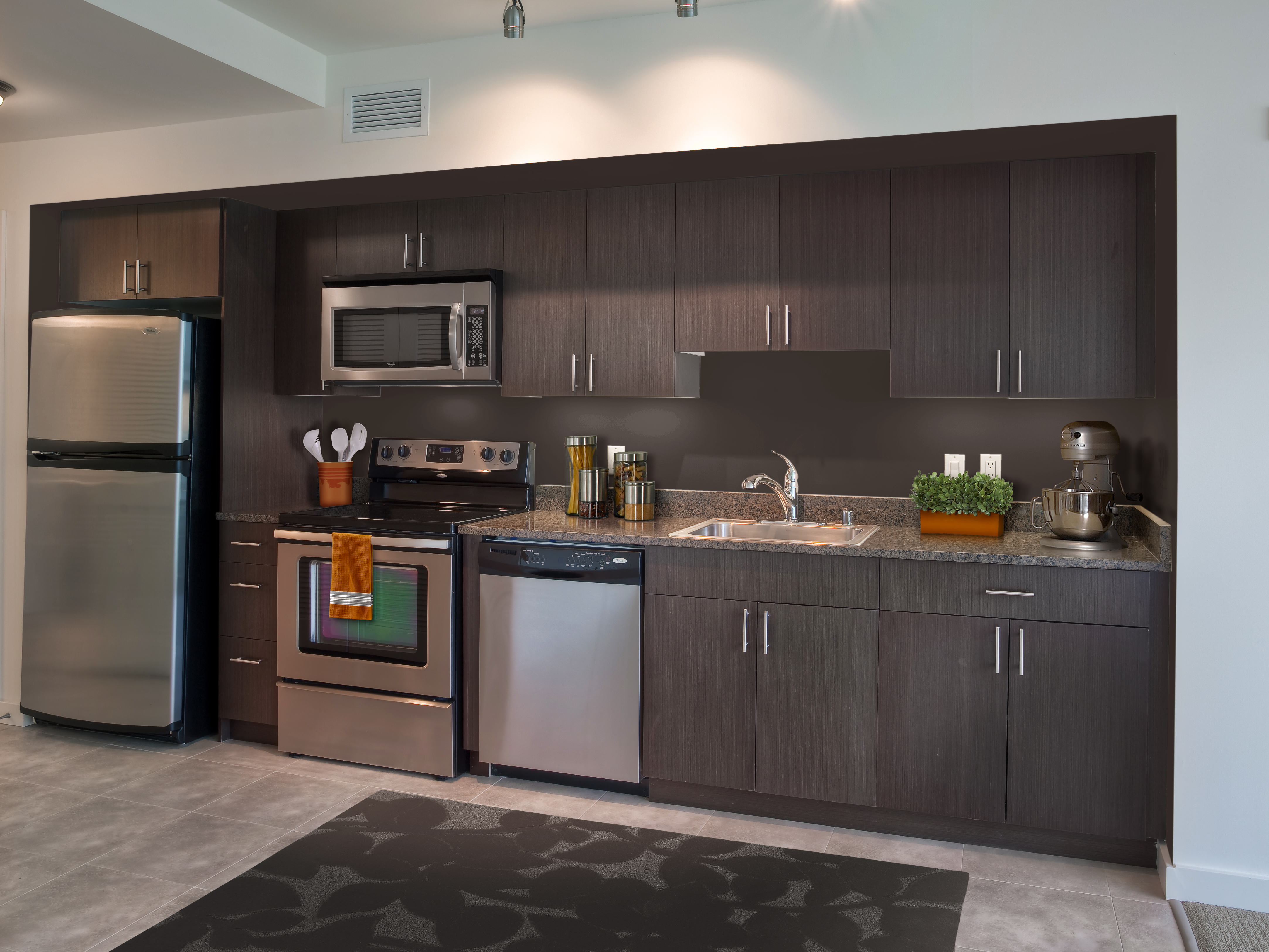 Avalon Towers Bellevue 7 of 12