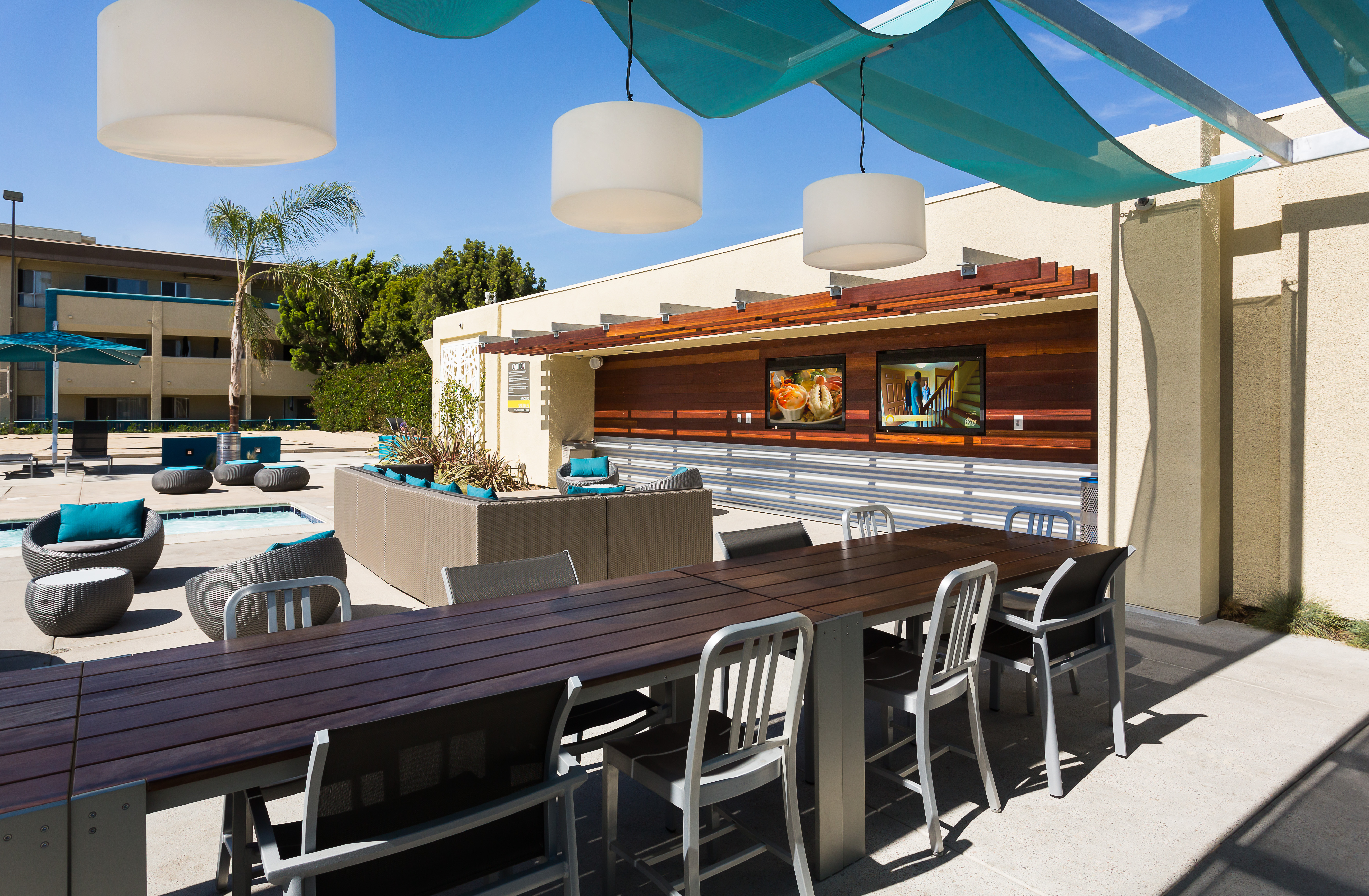 Grill area at Ava Pacific Beach (1 of 2)