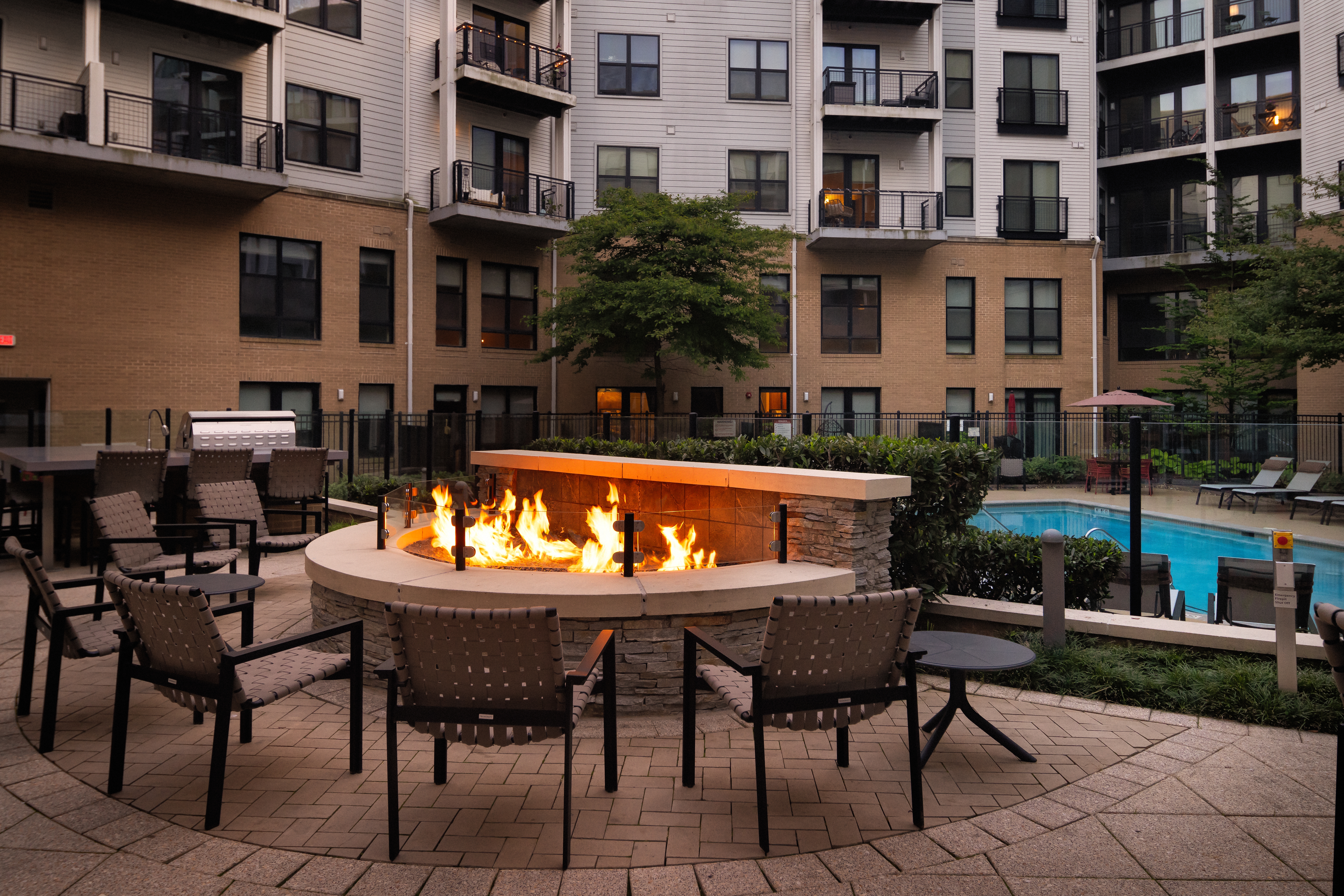 Grill area at Avalon Mosaic (1 of 2)