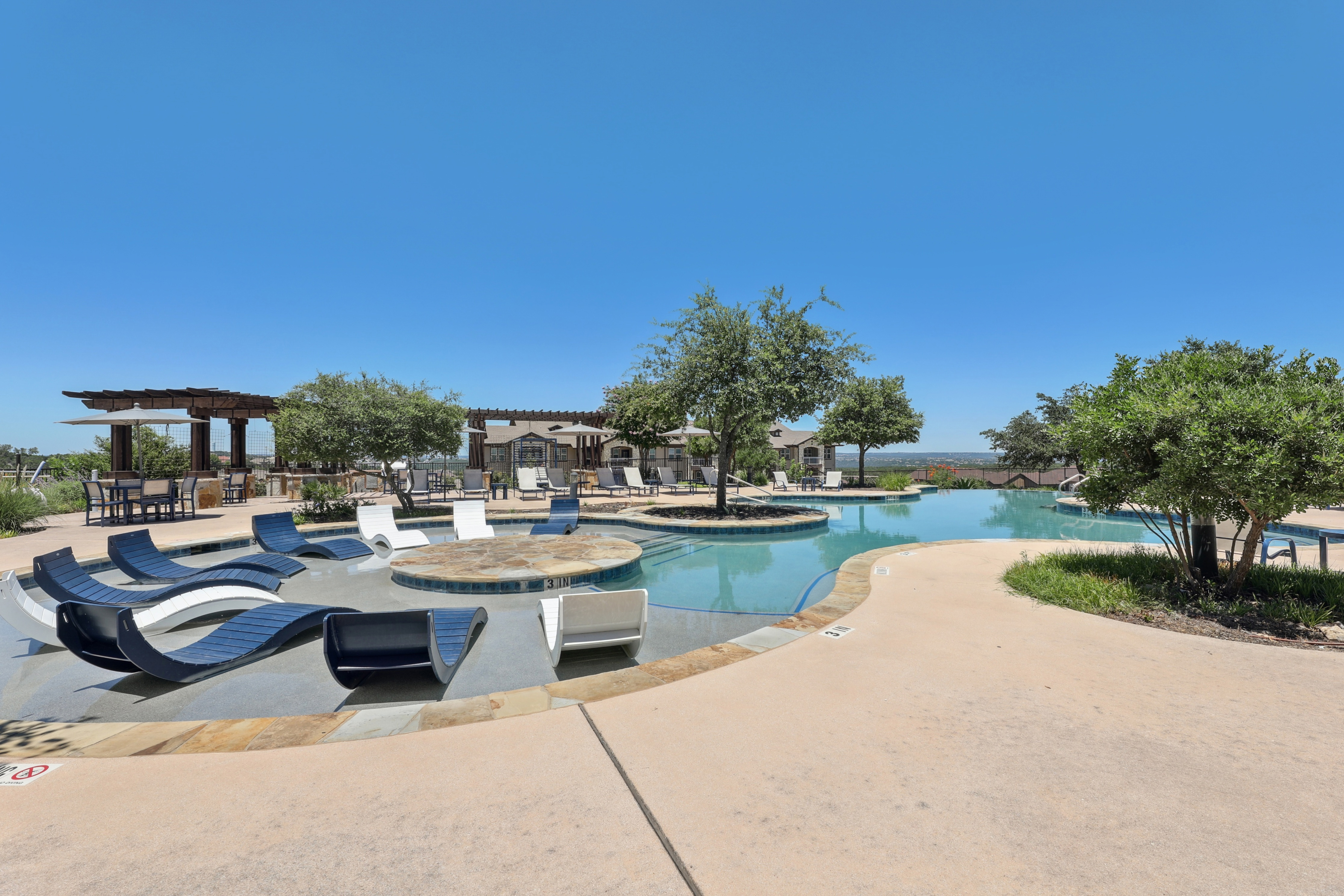 Pool at Avalon Hill Country (2 of 8)