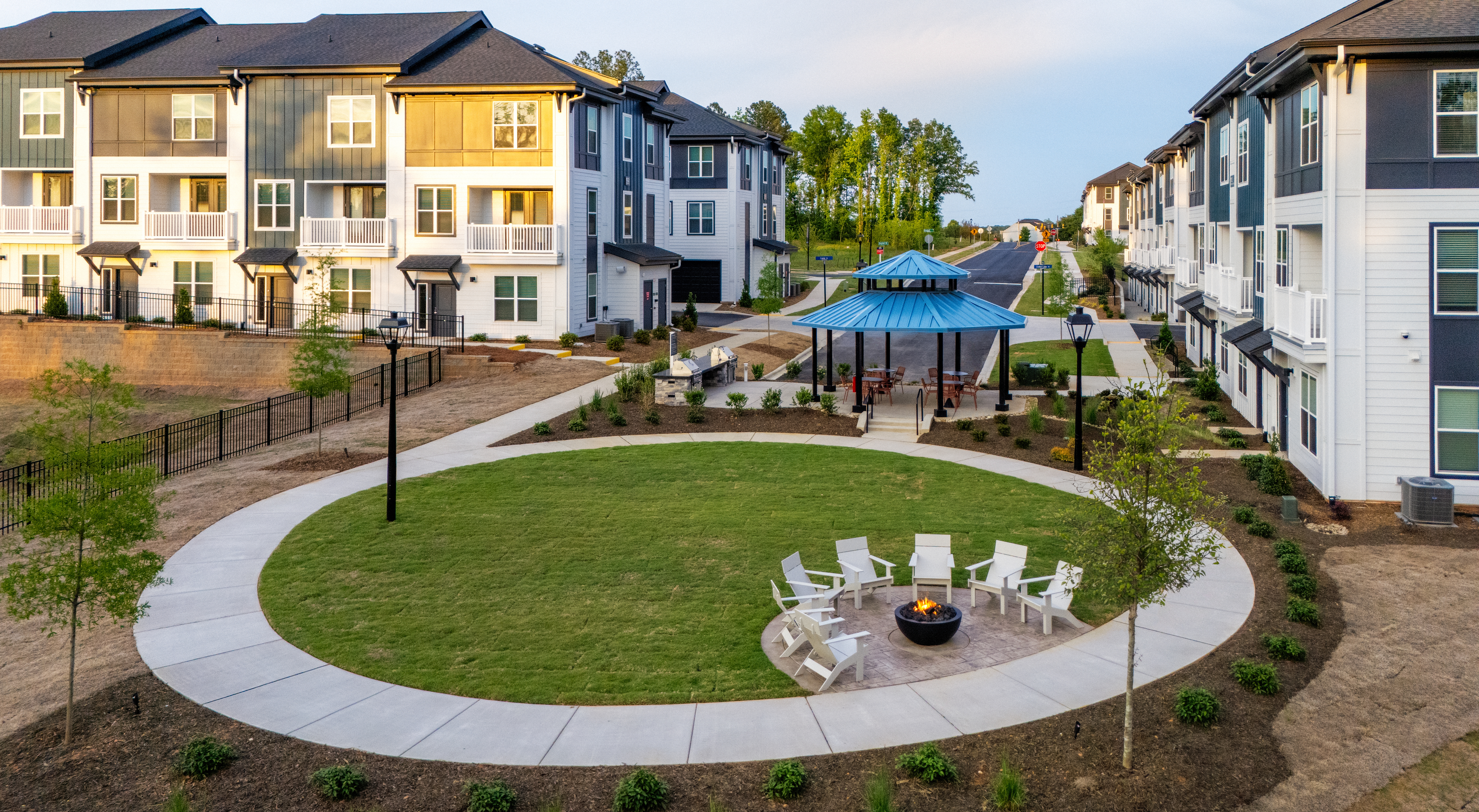 Courtyard at Avalon Lake Norman