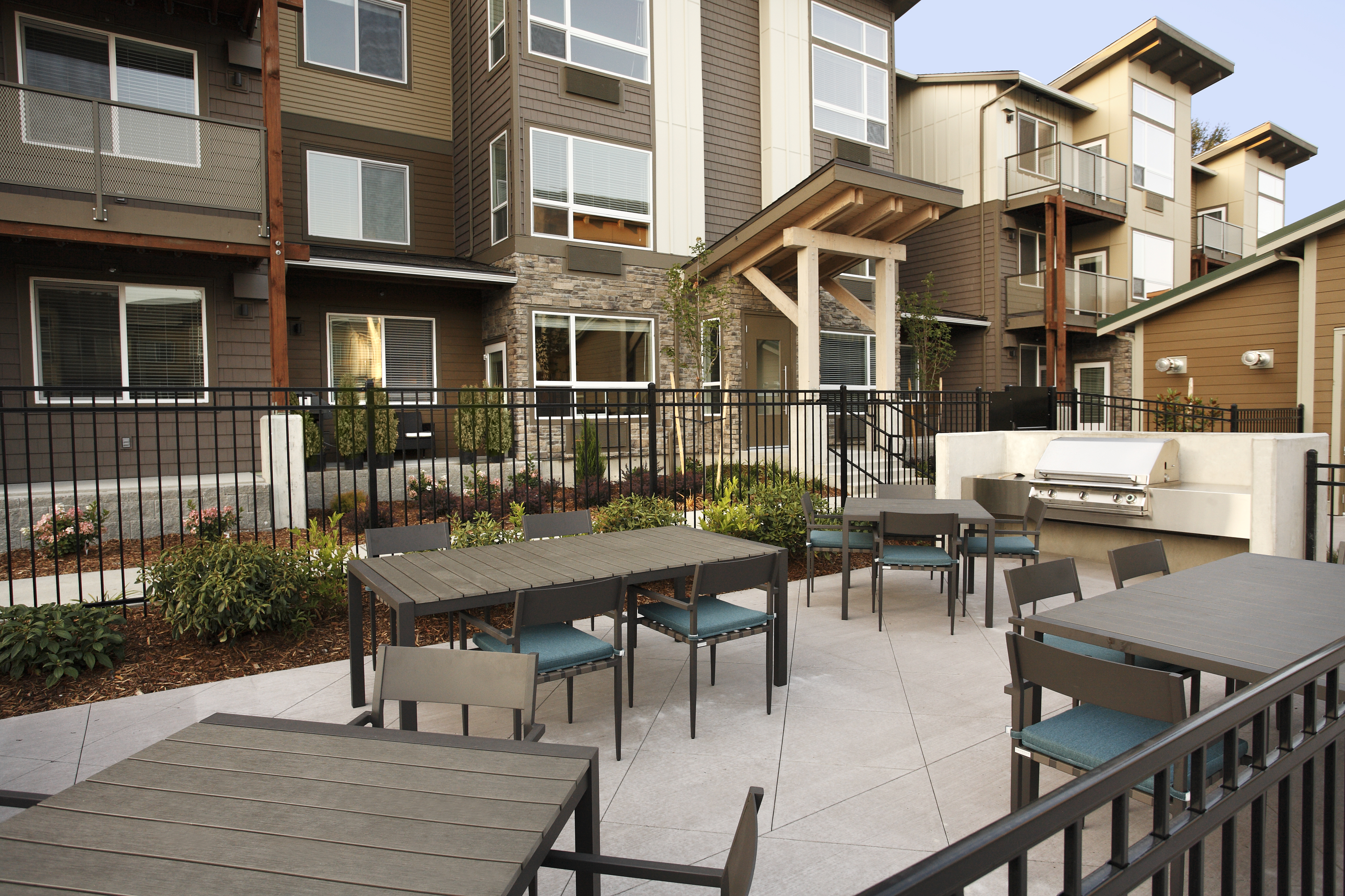 Grill area at Avalon North Creek (1 of 2)