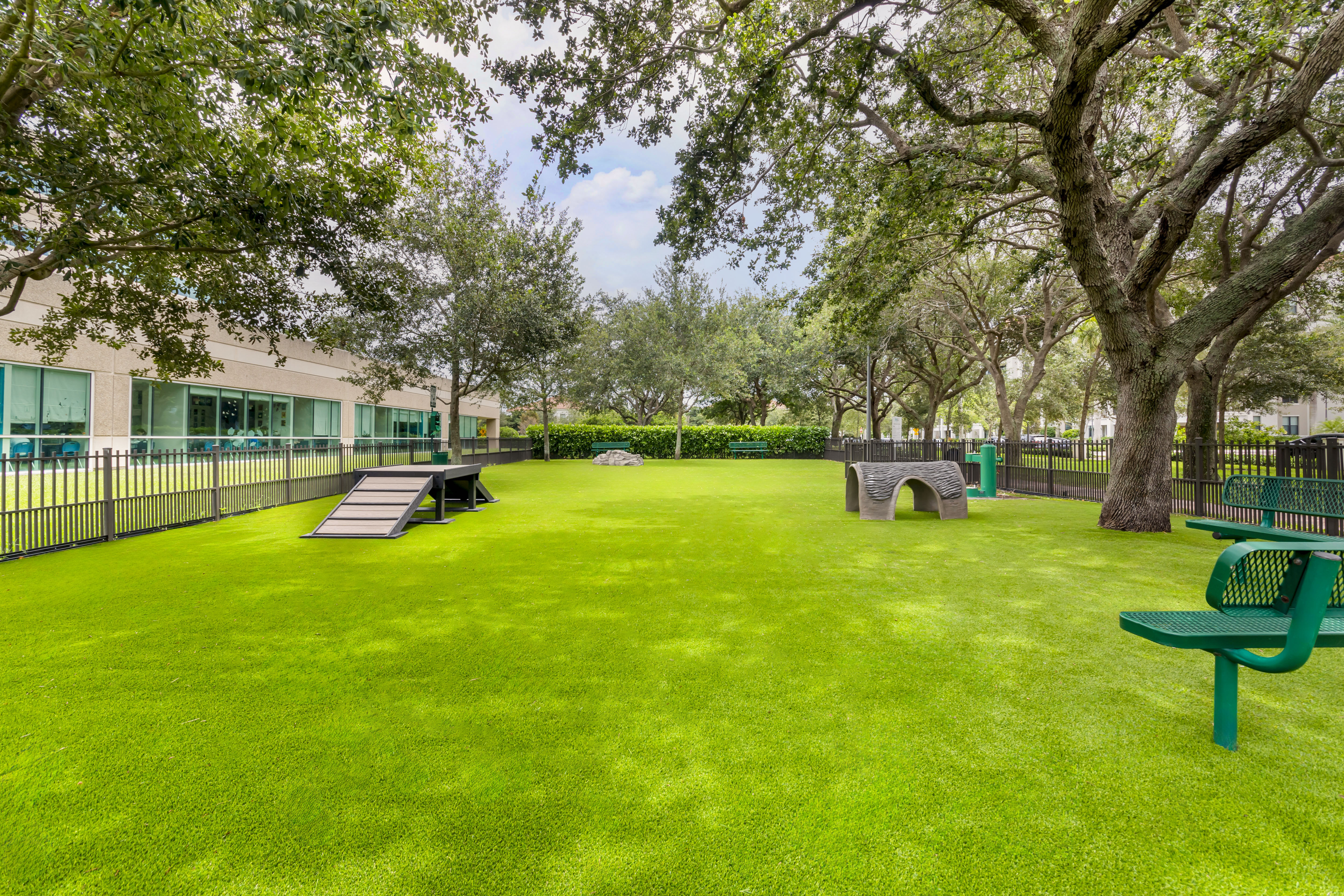 Dog park at Avalon 850 Boca (3 of 3)