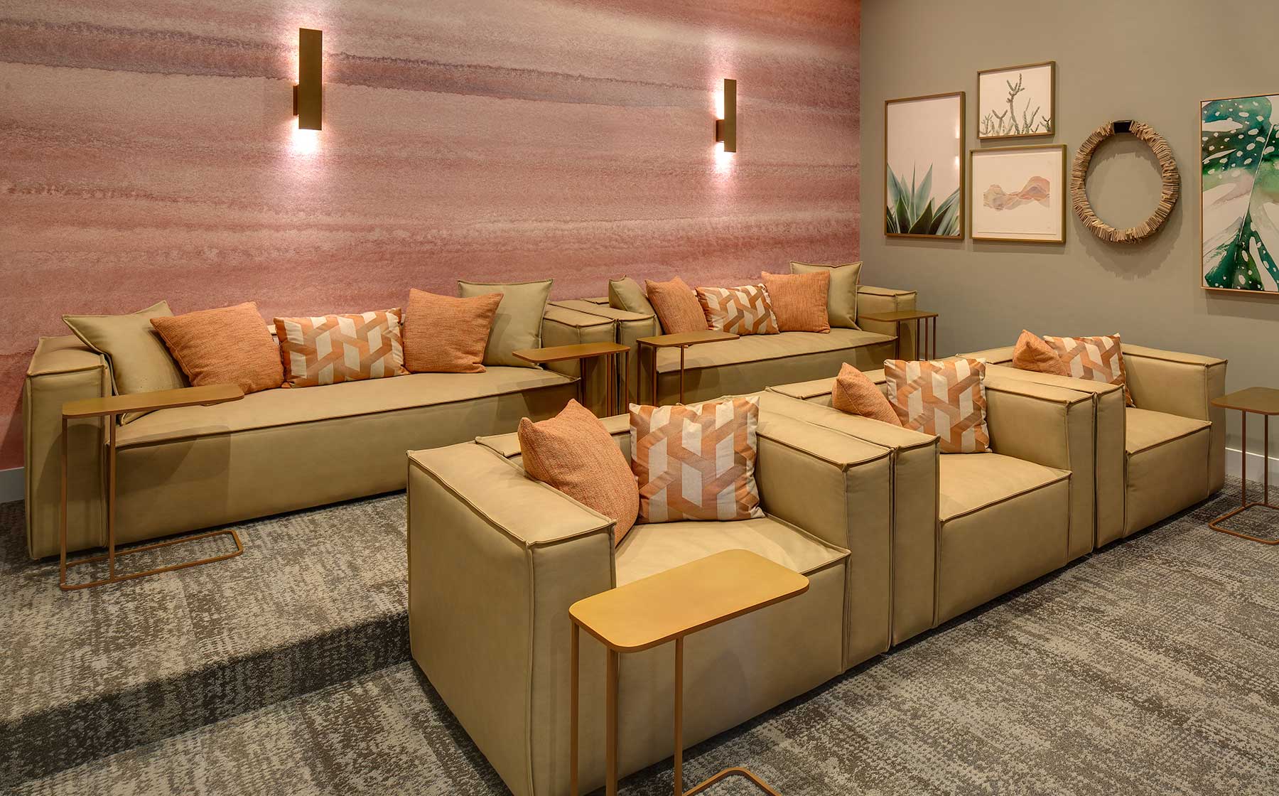Lounge at Avalon (2 of 2)