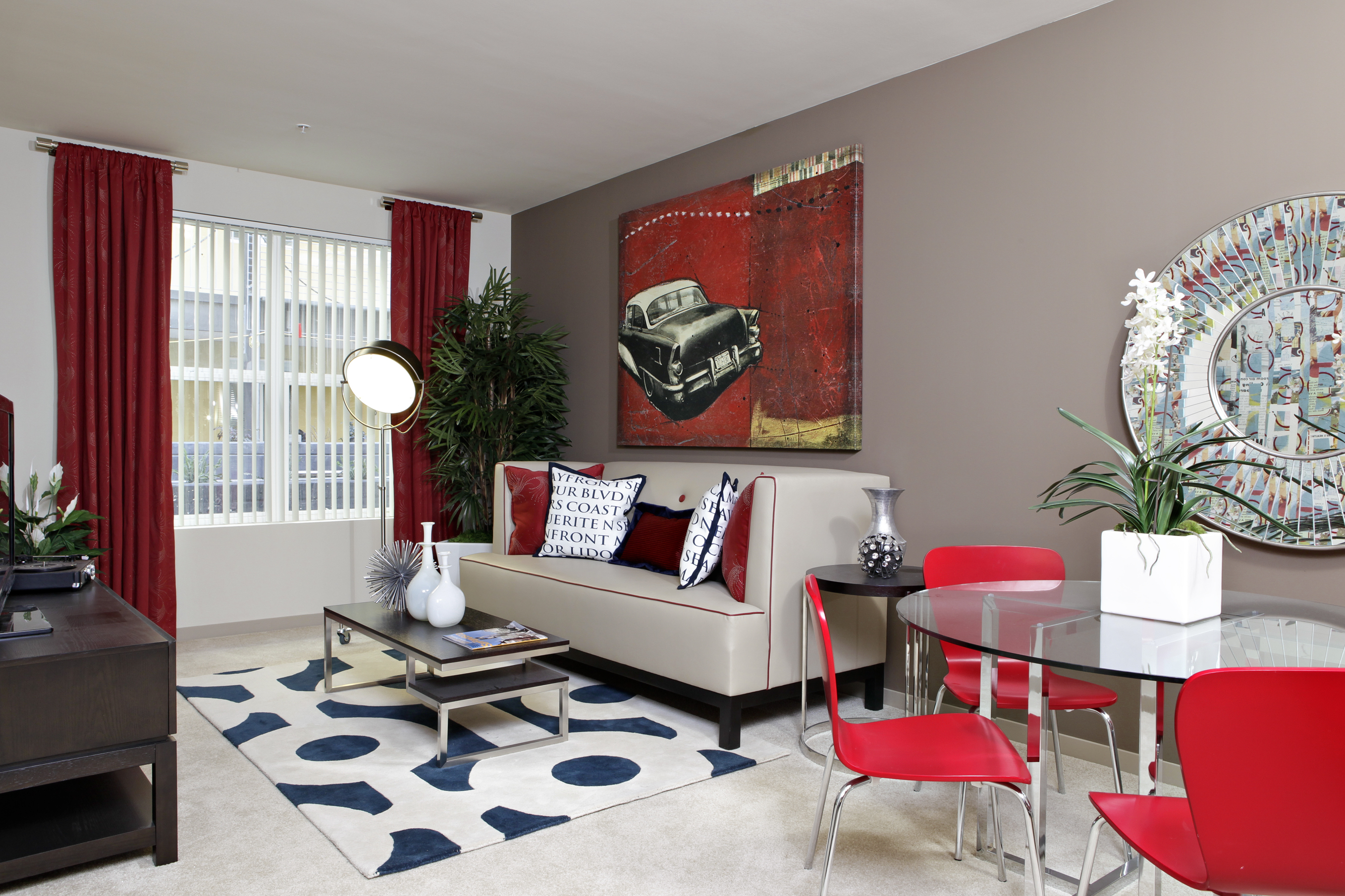 Avalon Ocean Avenue 7 of 12
