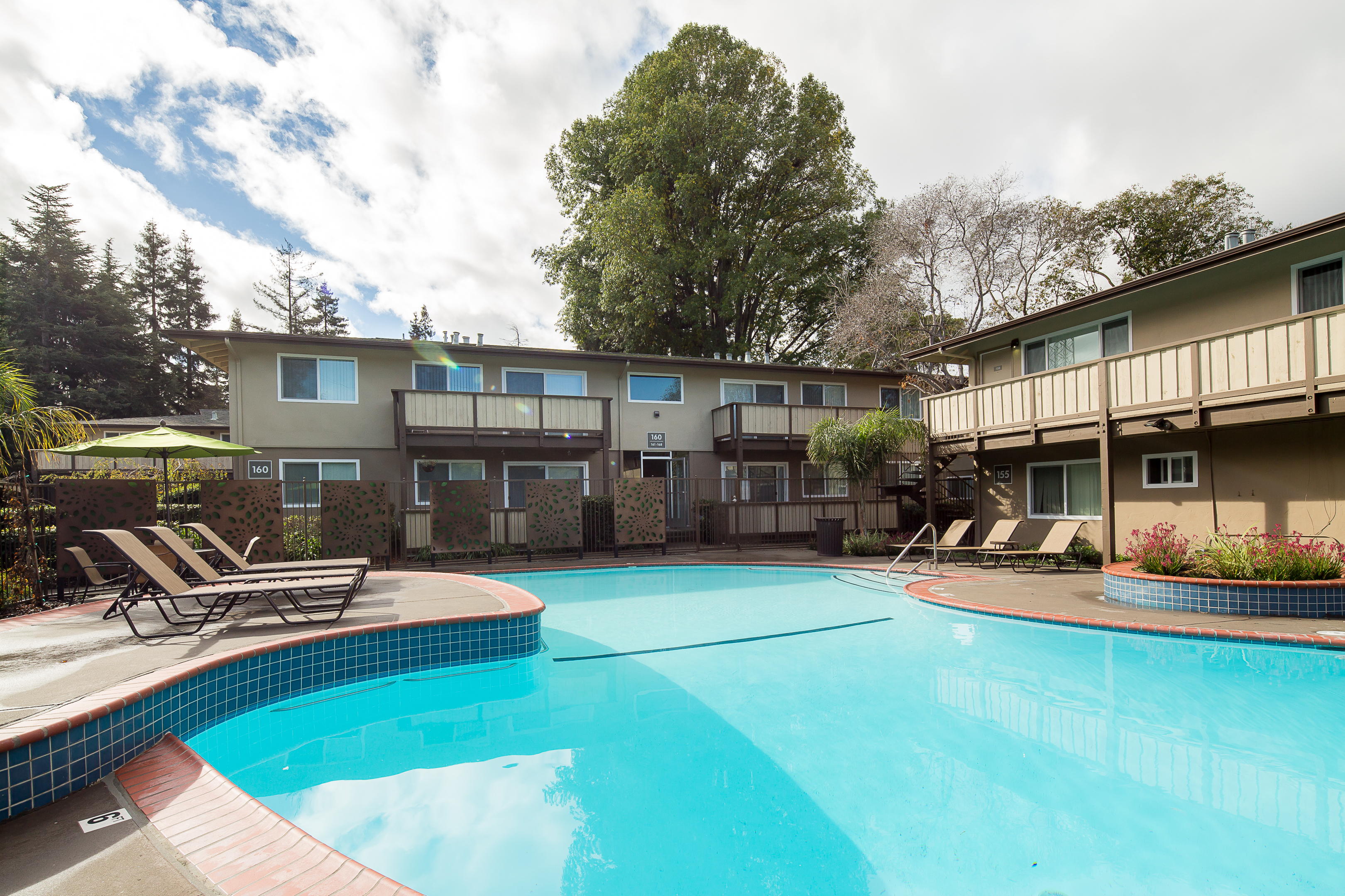 Pool at Eaves Creekside (3 of 5)