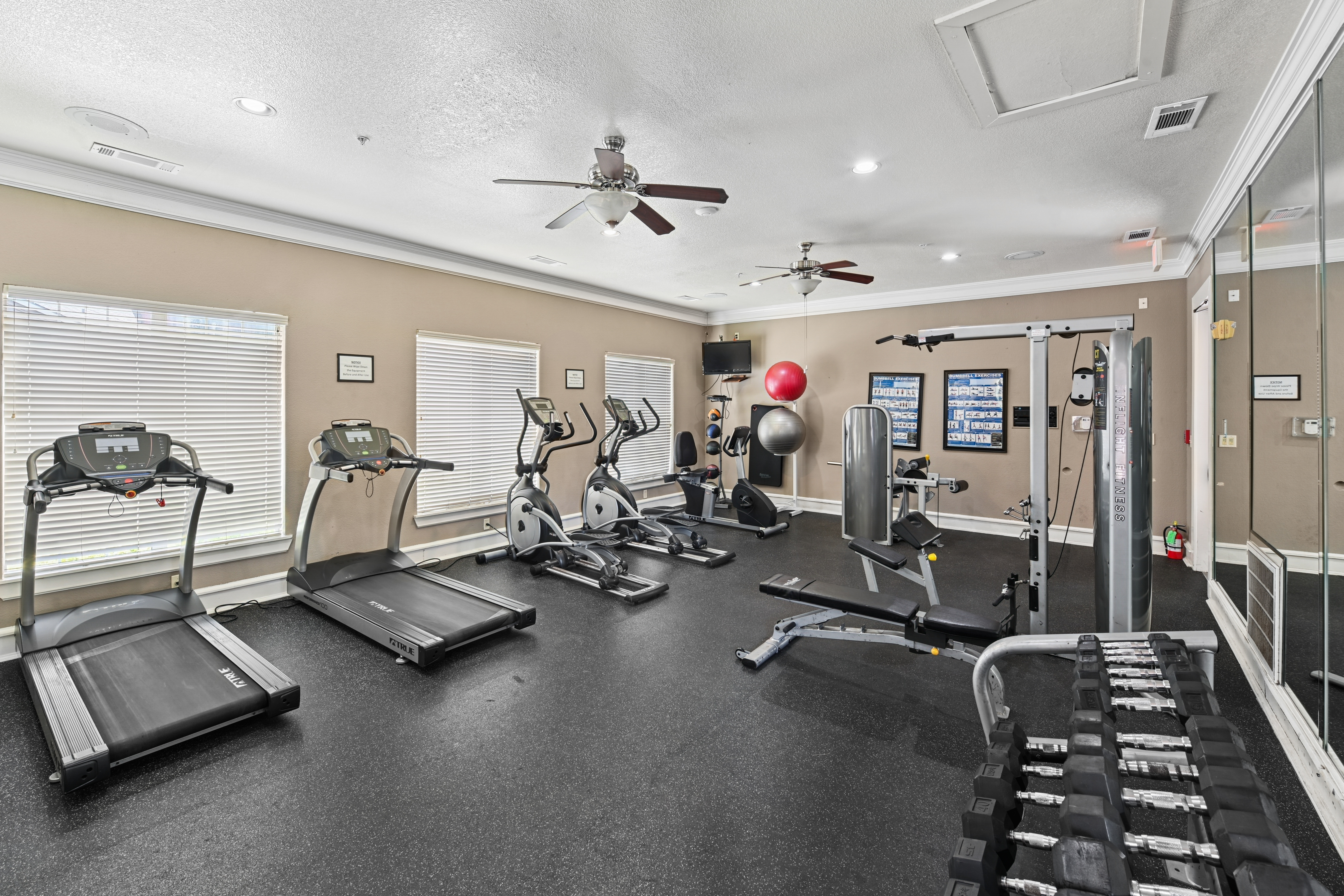 Gym at Eaves Twin Creeks (1 of 3)