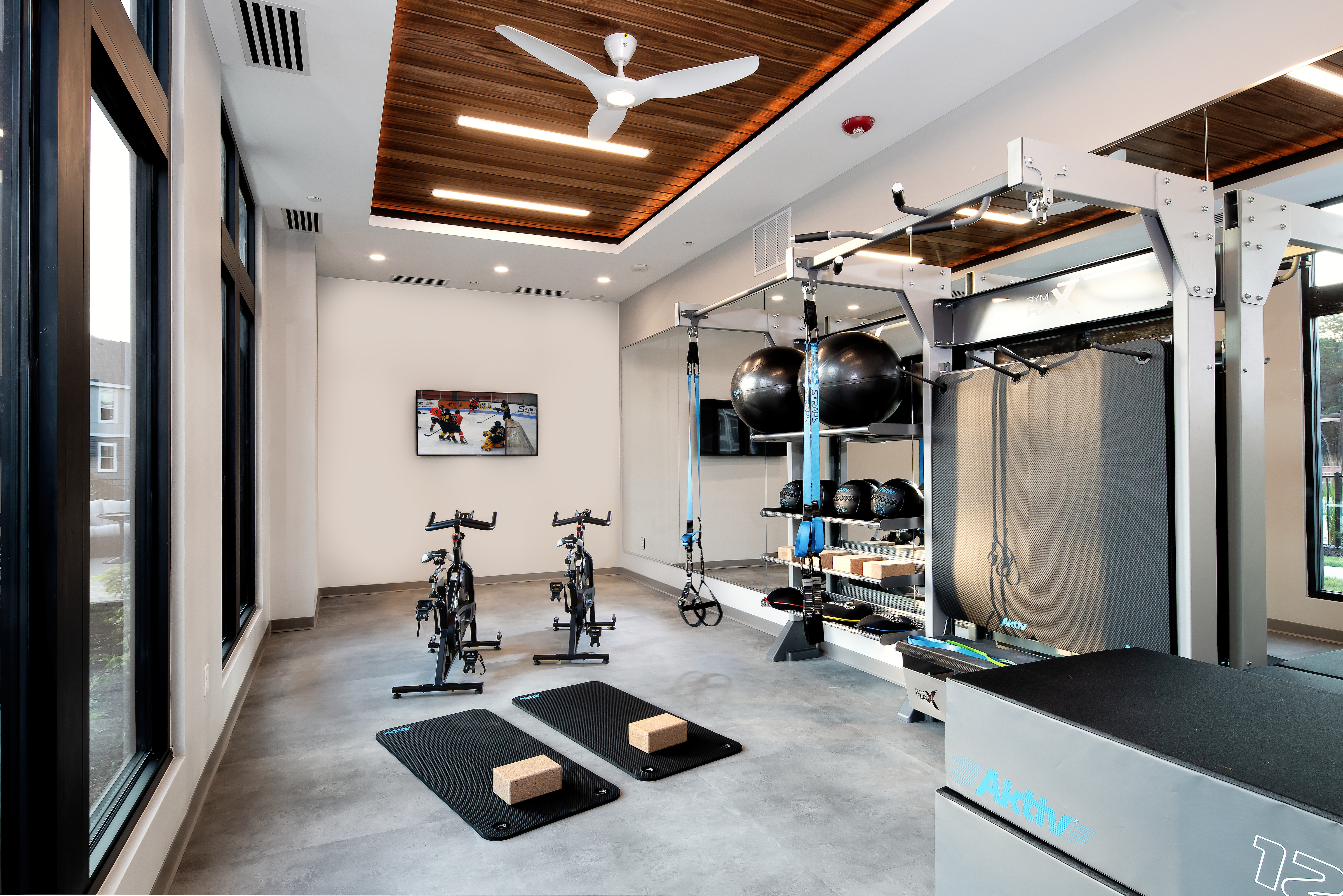 Gym at Avalon (3 of 3)