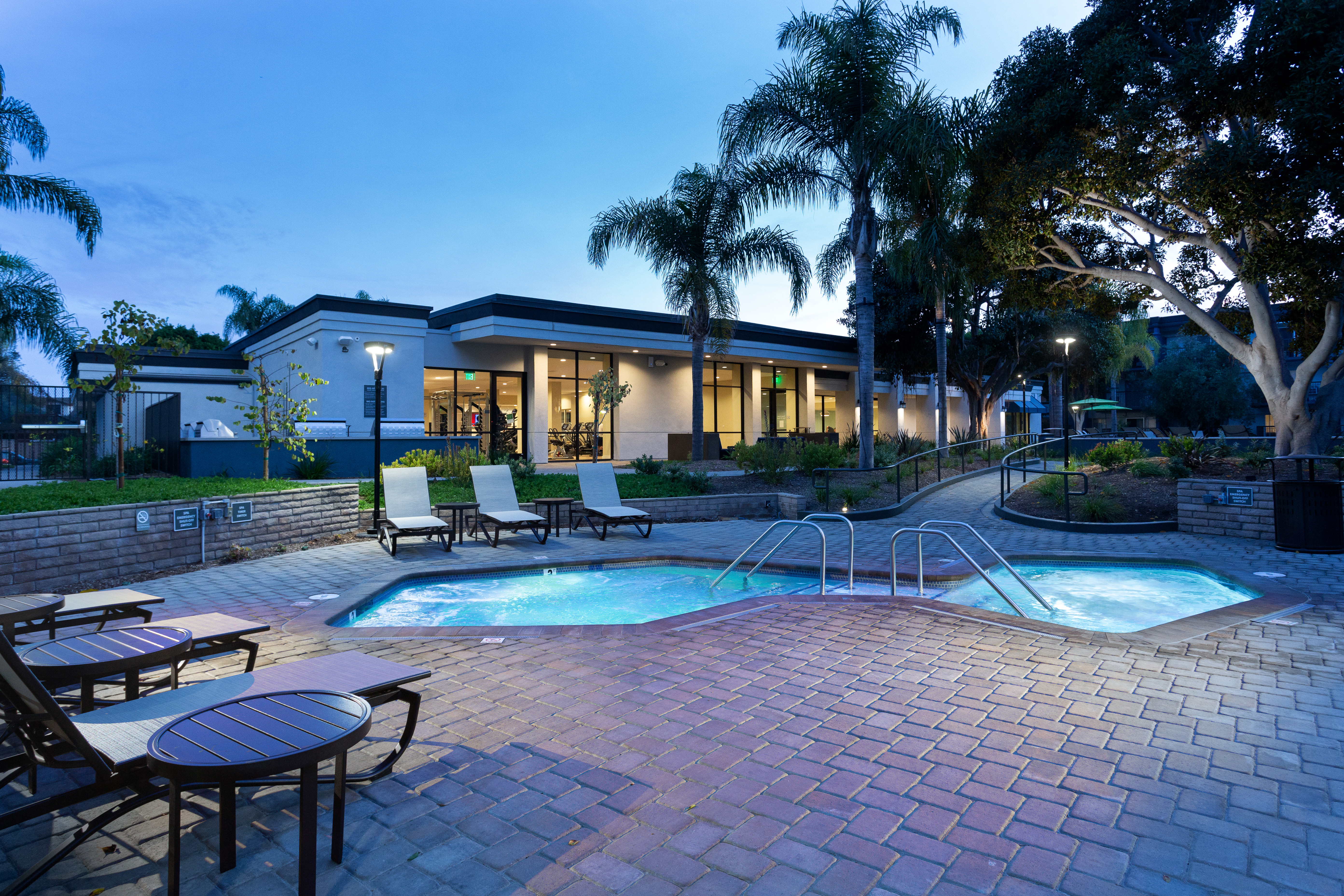 Pool at Eaves (4 of 4)
