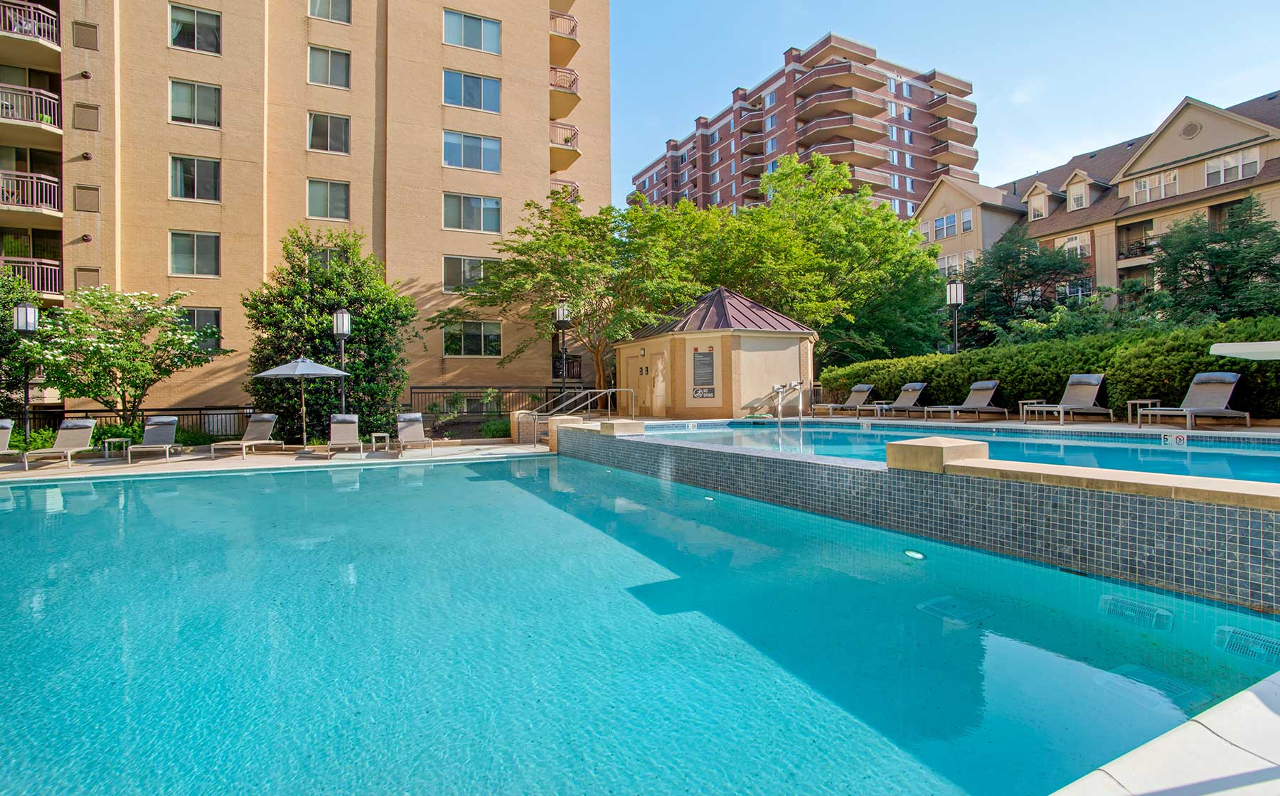 Pool at Avalon Courthouse Place (1 of 3)