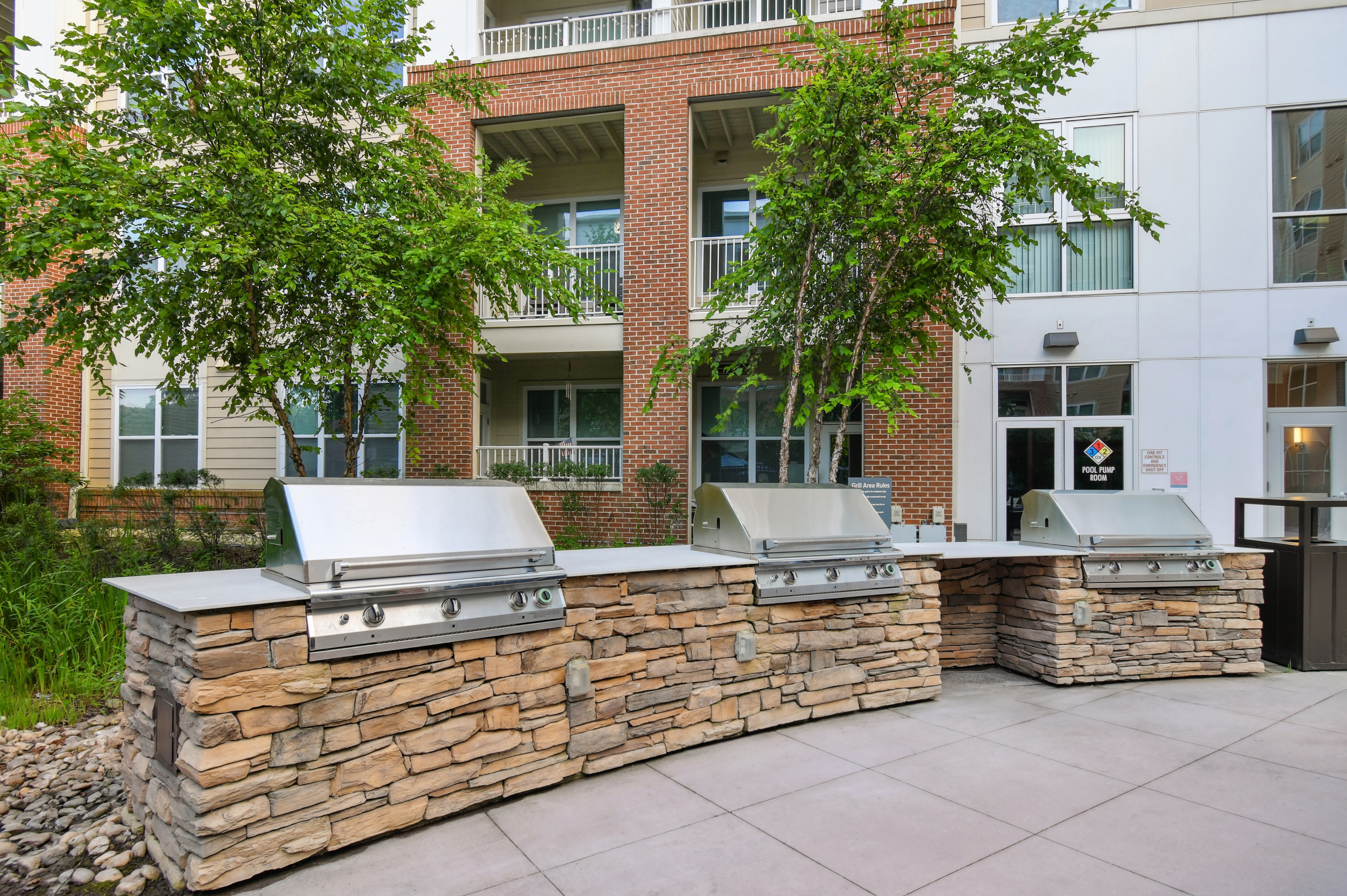 Grill area at Avalon (2 of 2)