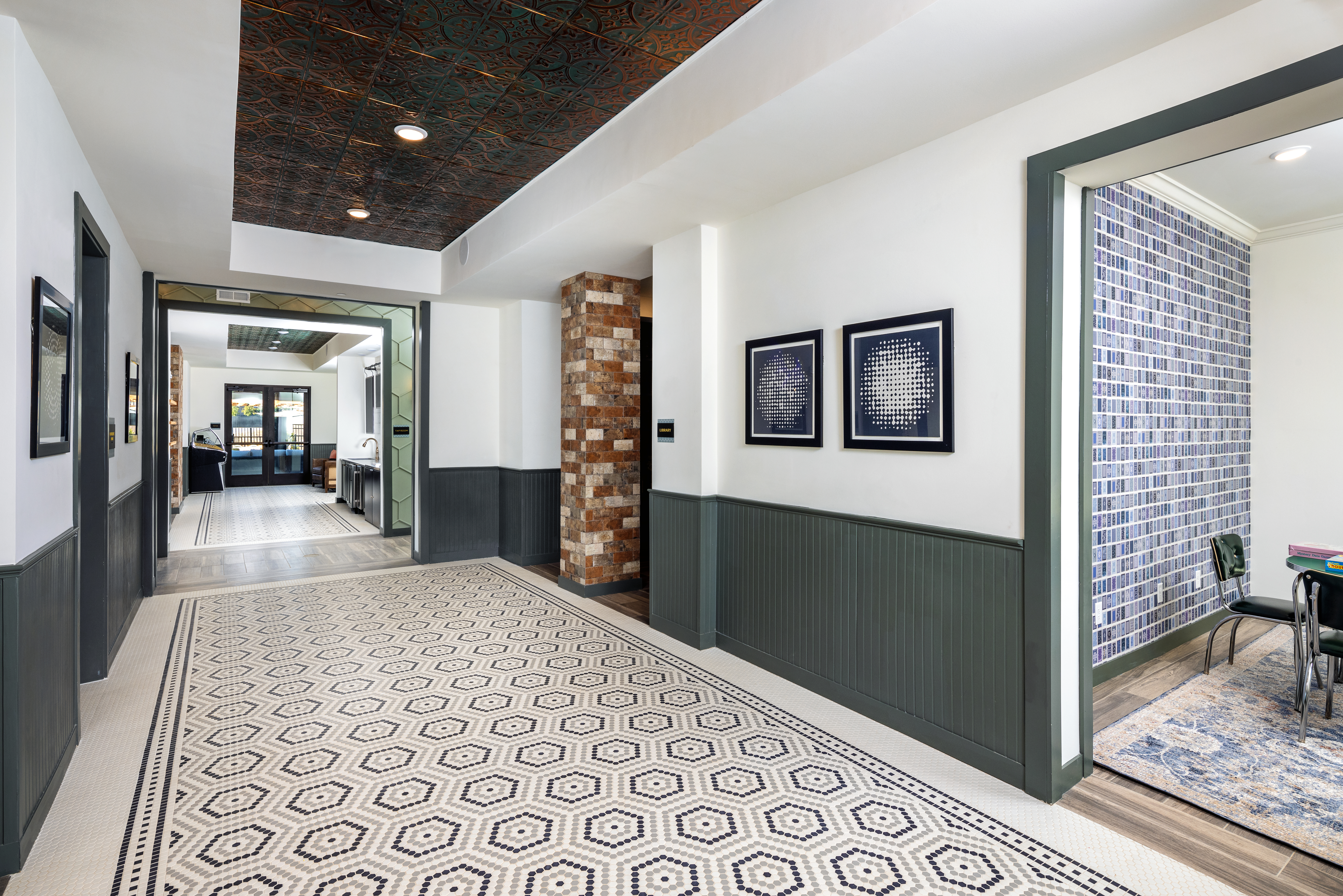 Lobby at Avalon Highland Creek (1 of 4)