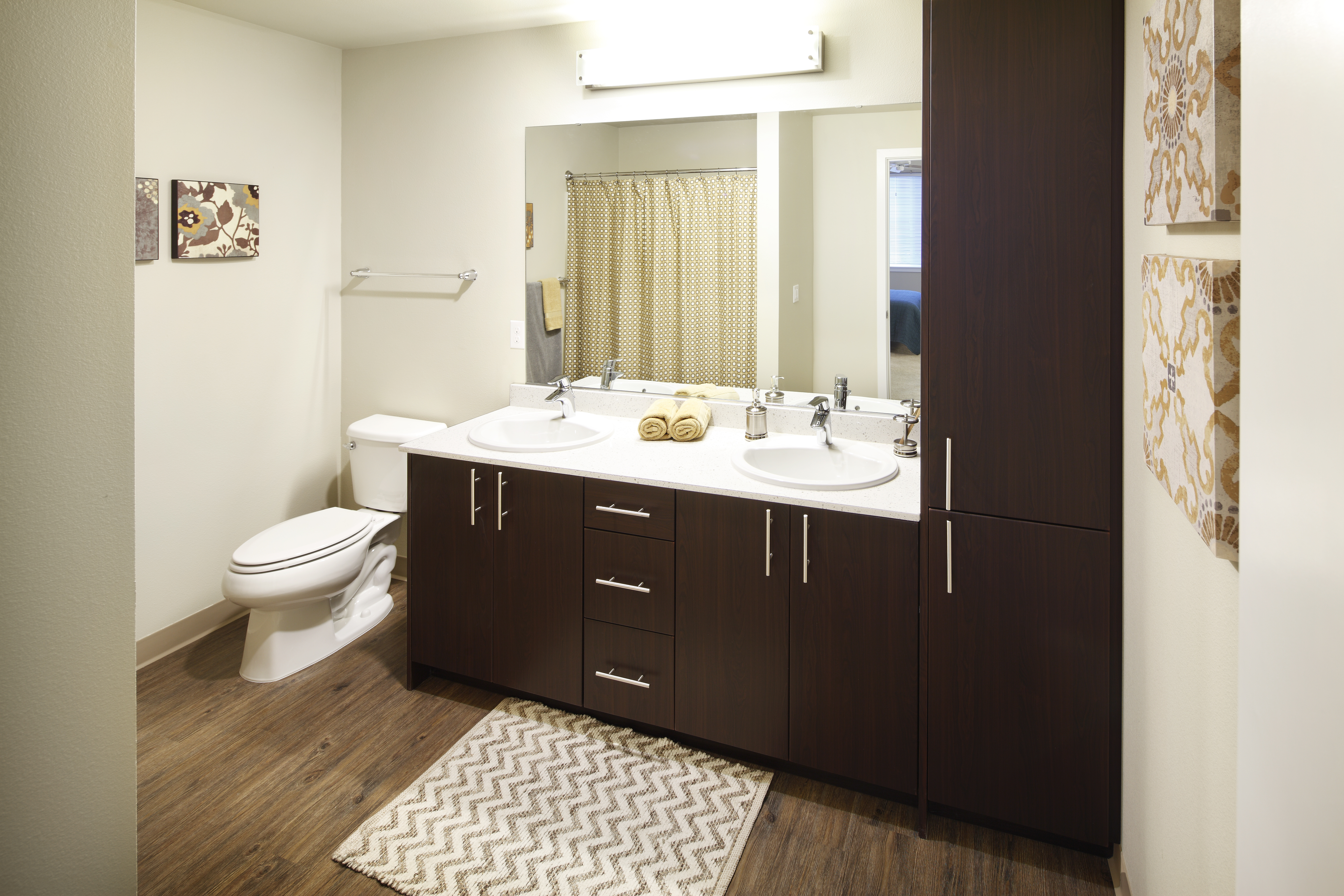 Avalon Alderwood 9 of 12