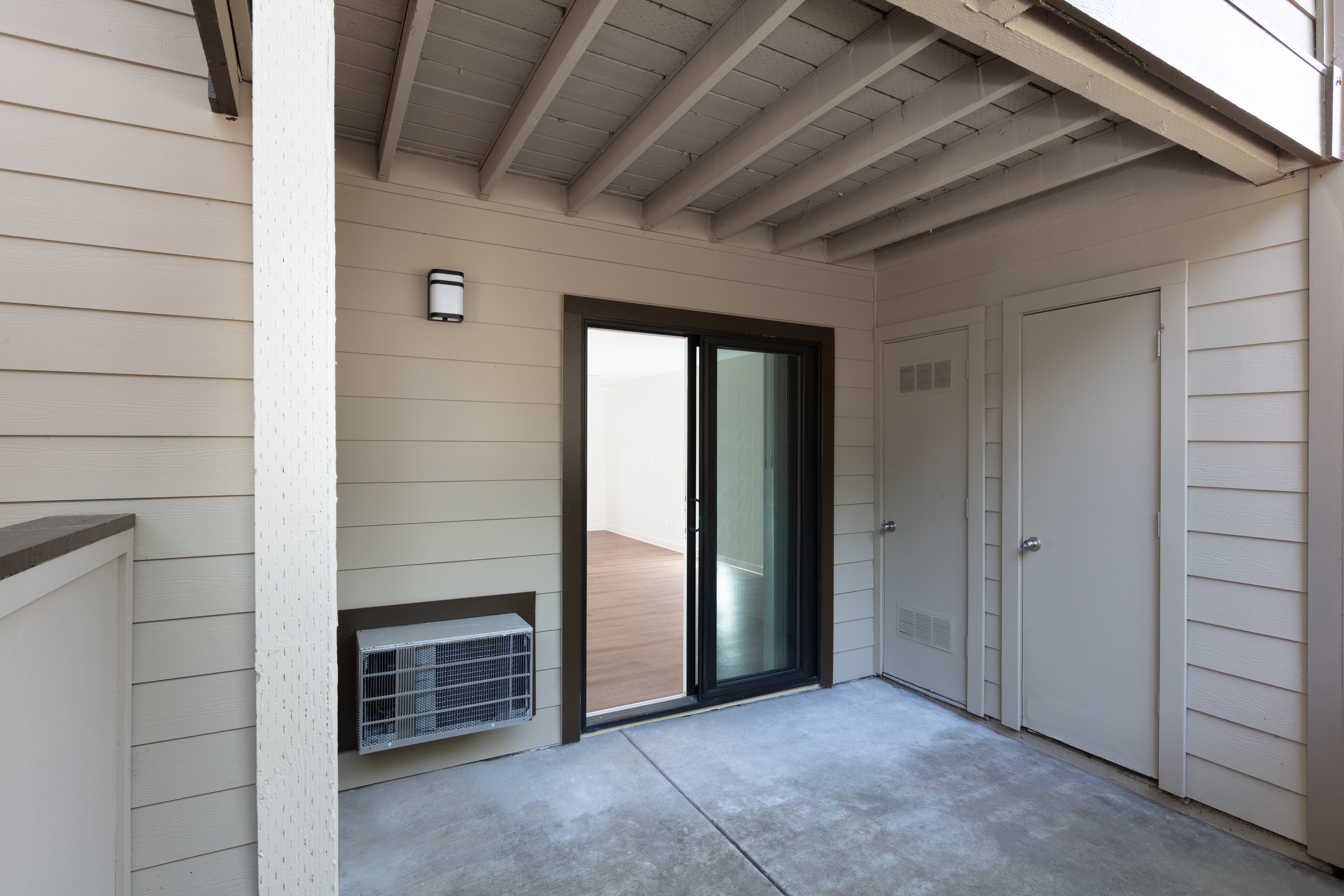 Eaves Fremont 6 of 12
