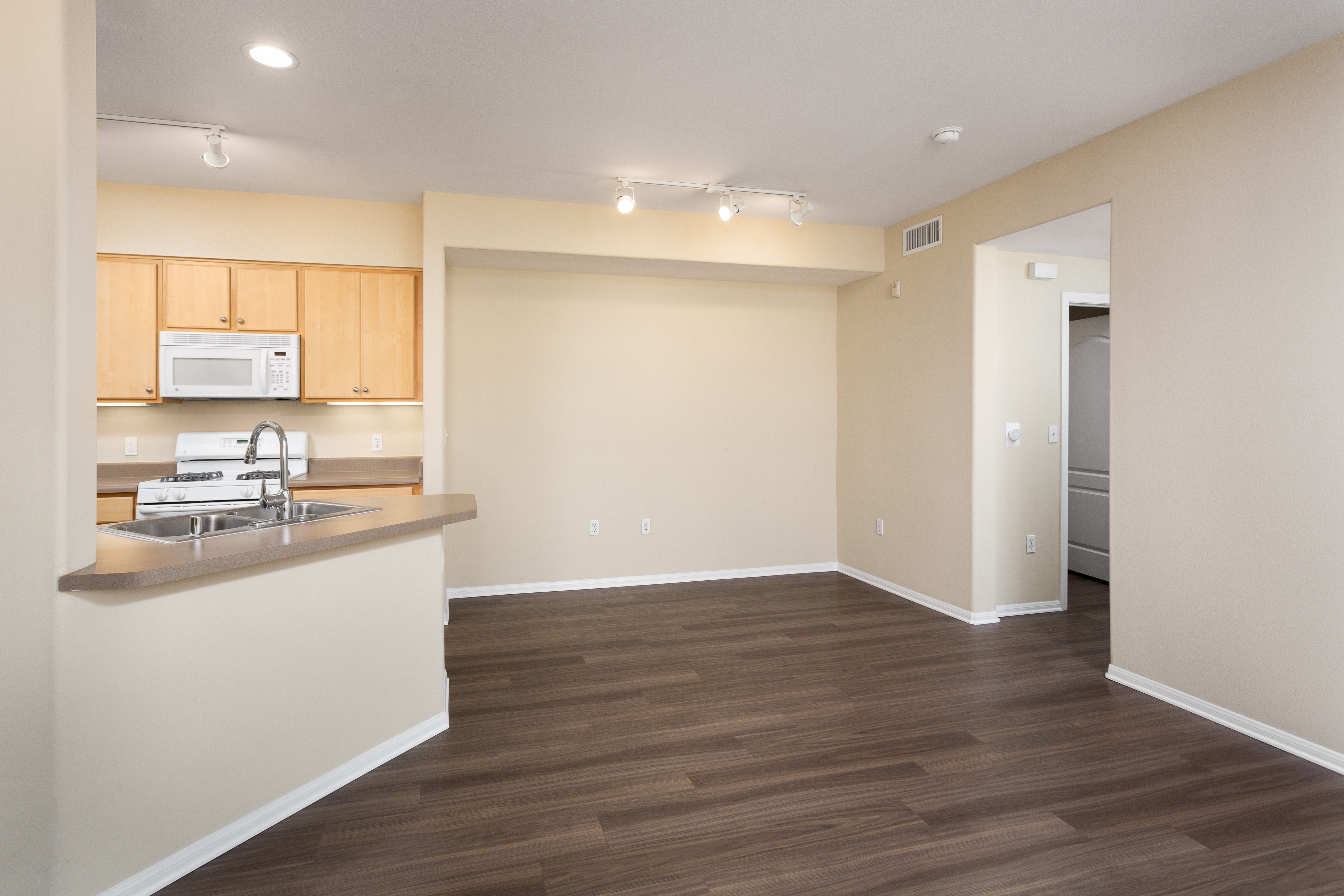 Avalon Camarillo 9 of 12