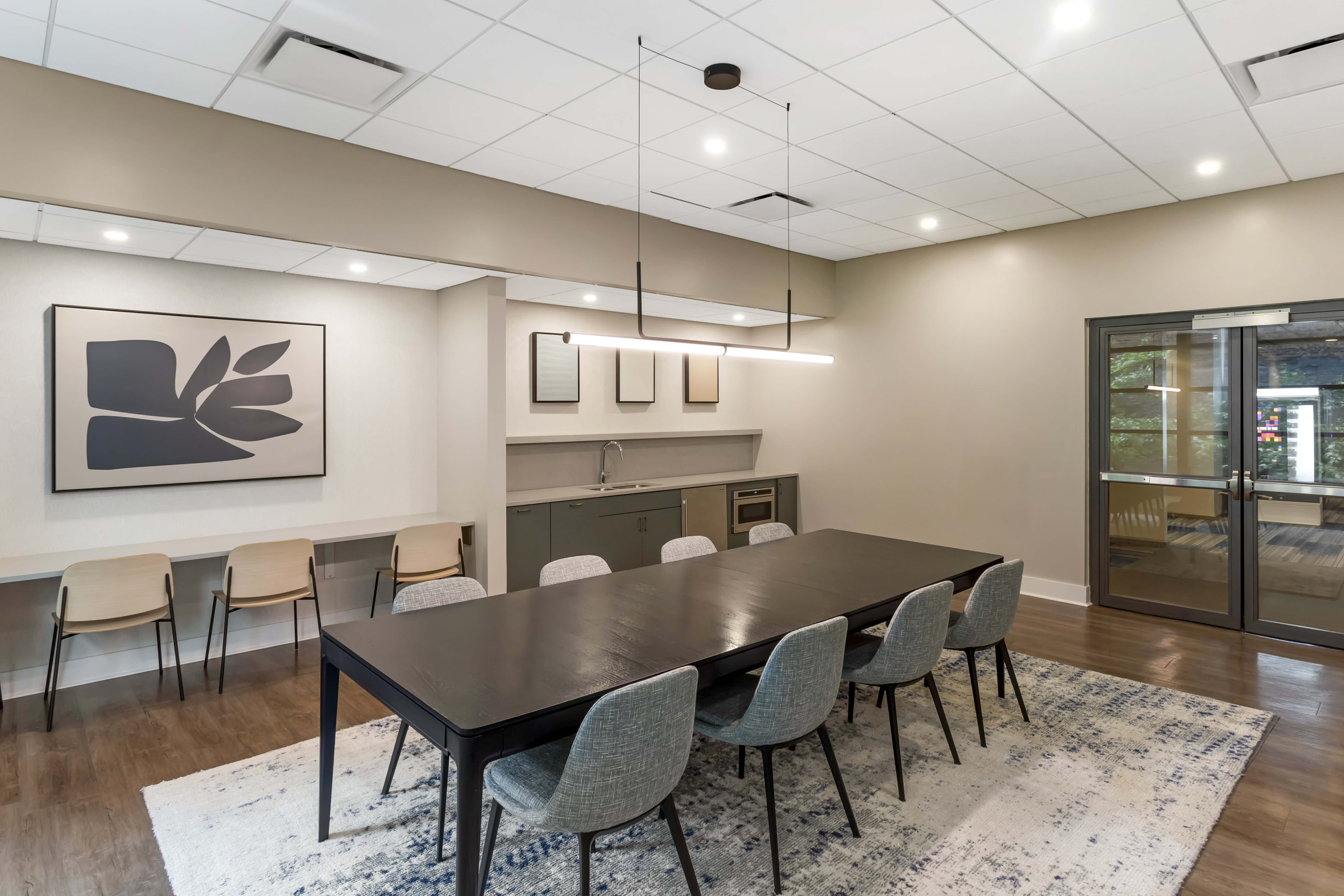 Work space at Avalon Clinton (1 of 2)