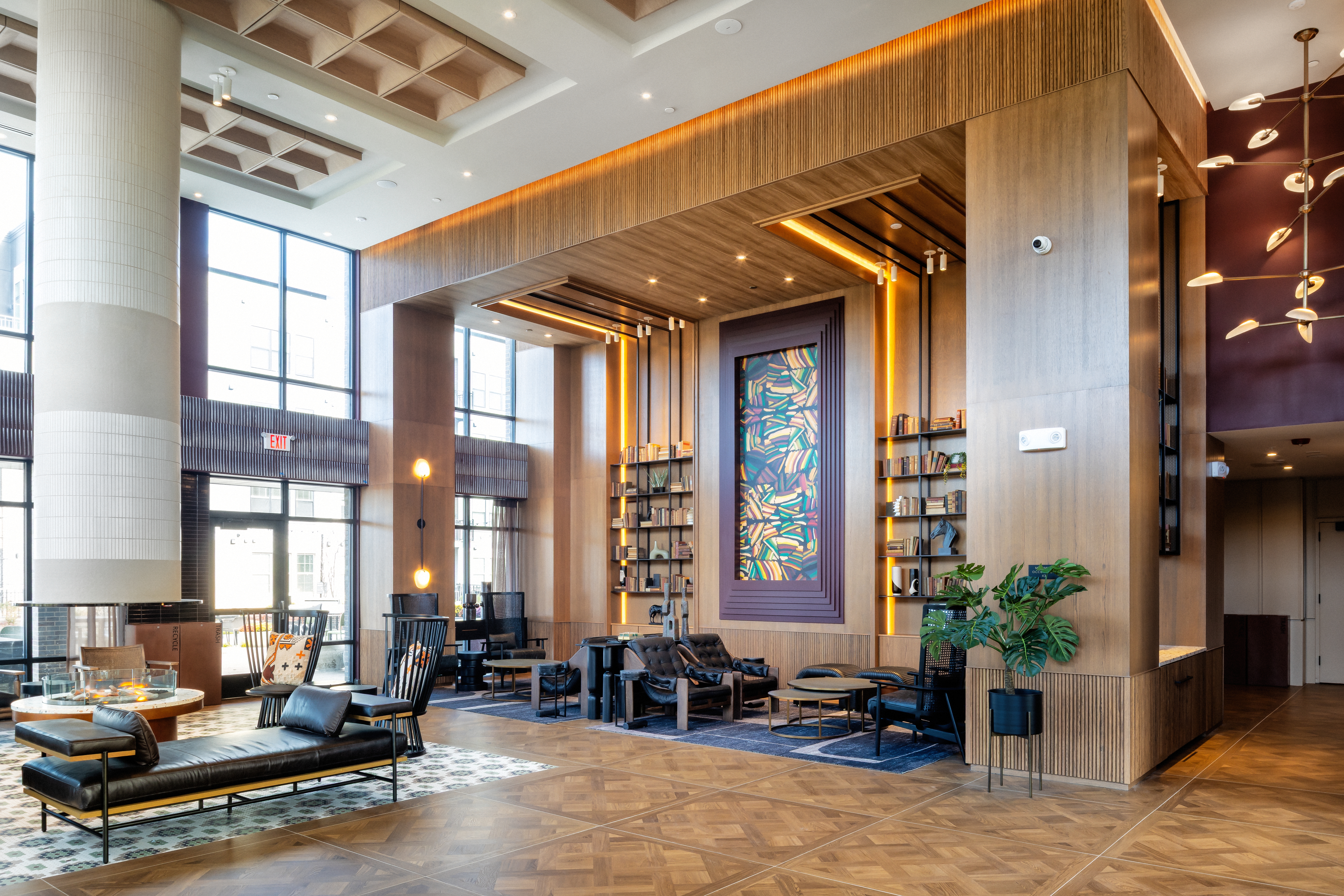 Lobby at Avalon (4 of 6)