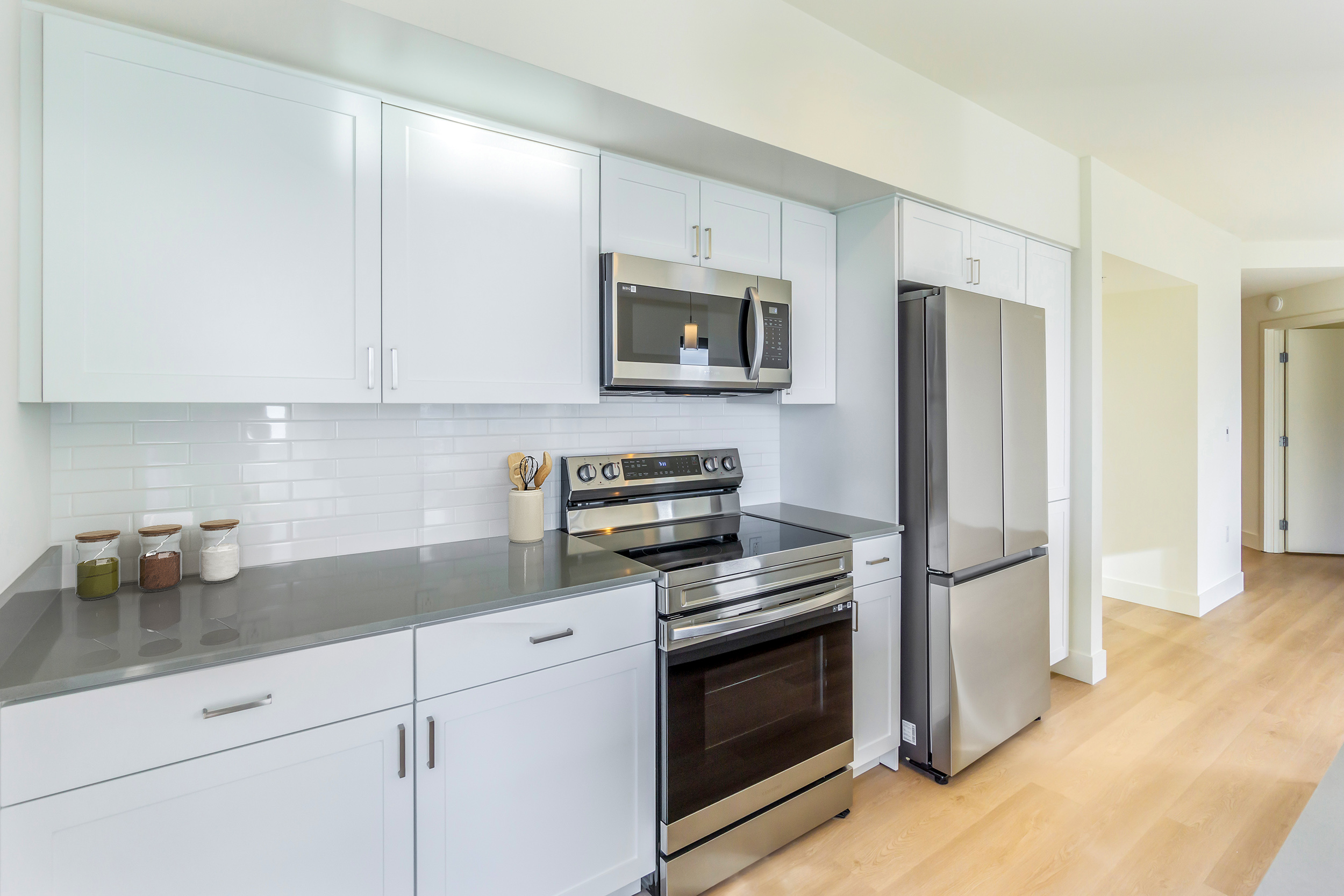Avalon Towers Bellevue 2 of 12