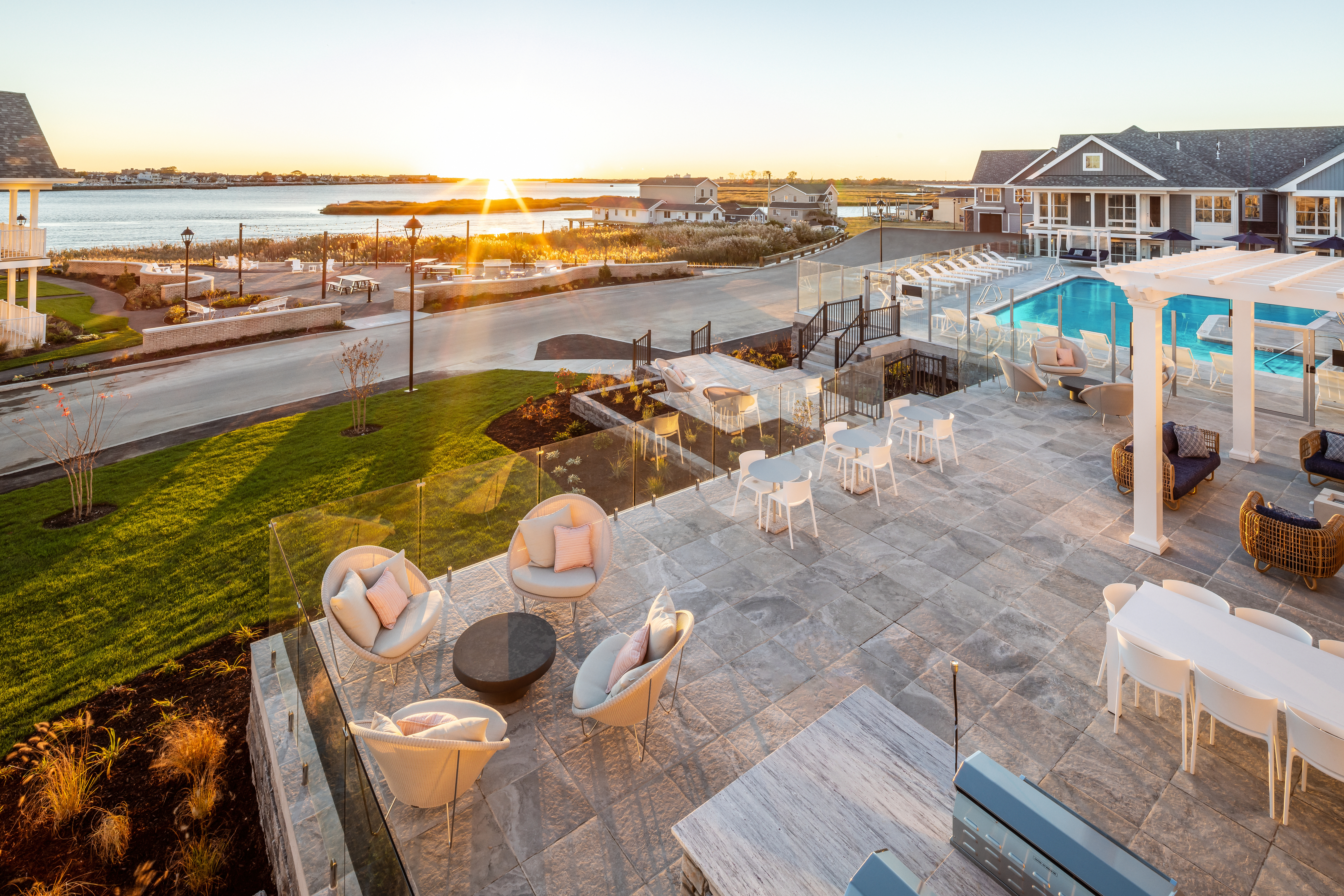 Pool at Avalon Harbor Isle