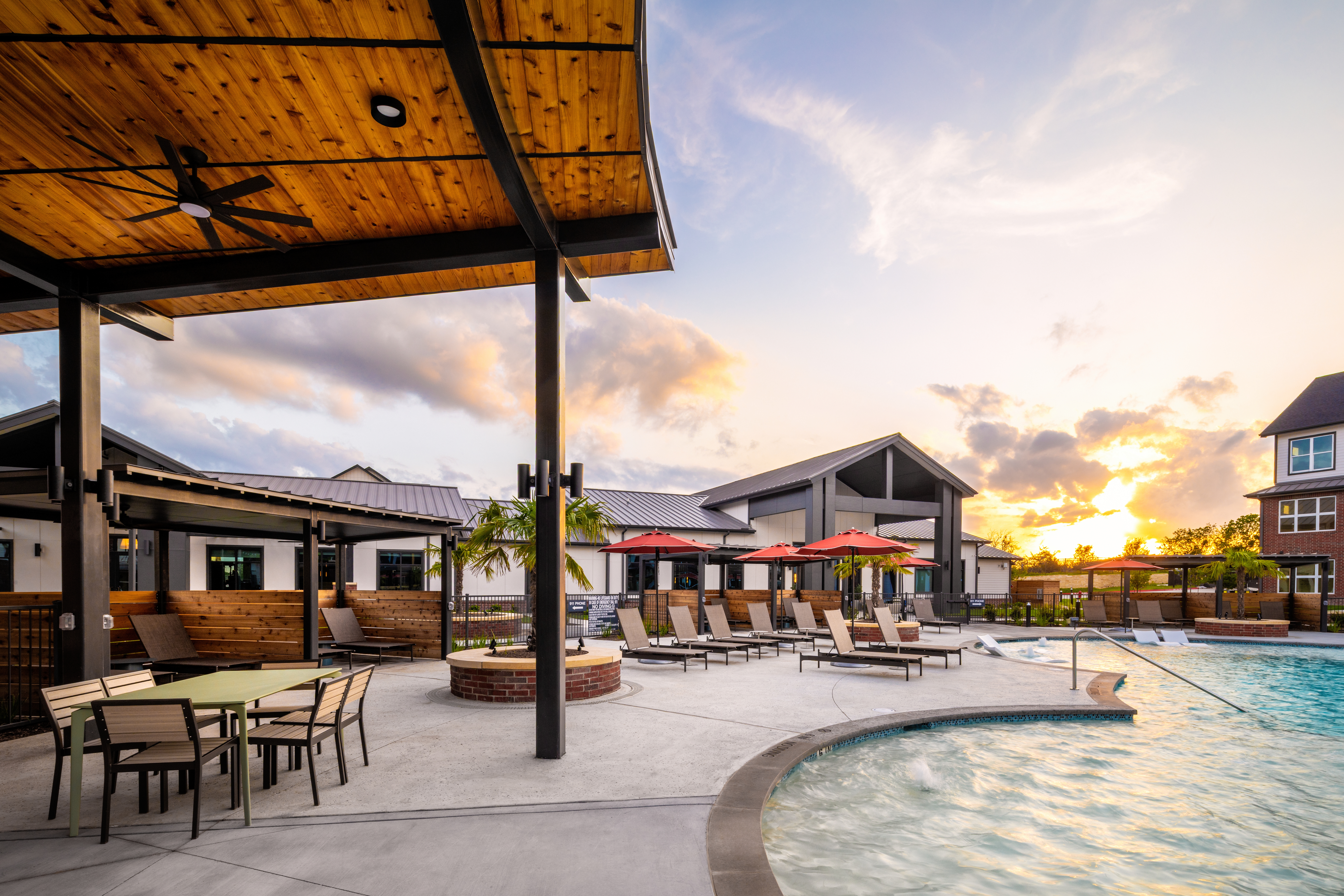 Avalon Tech Ridge 26 of 65