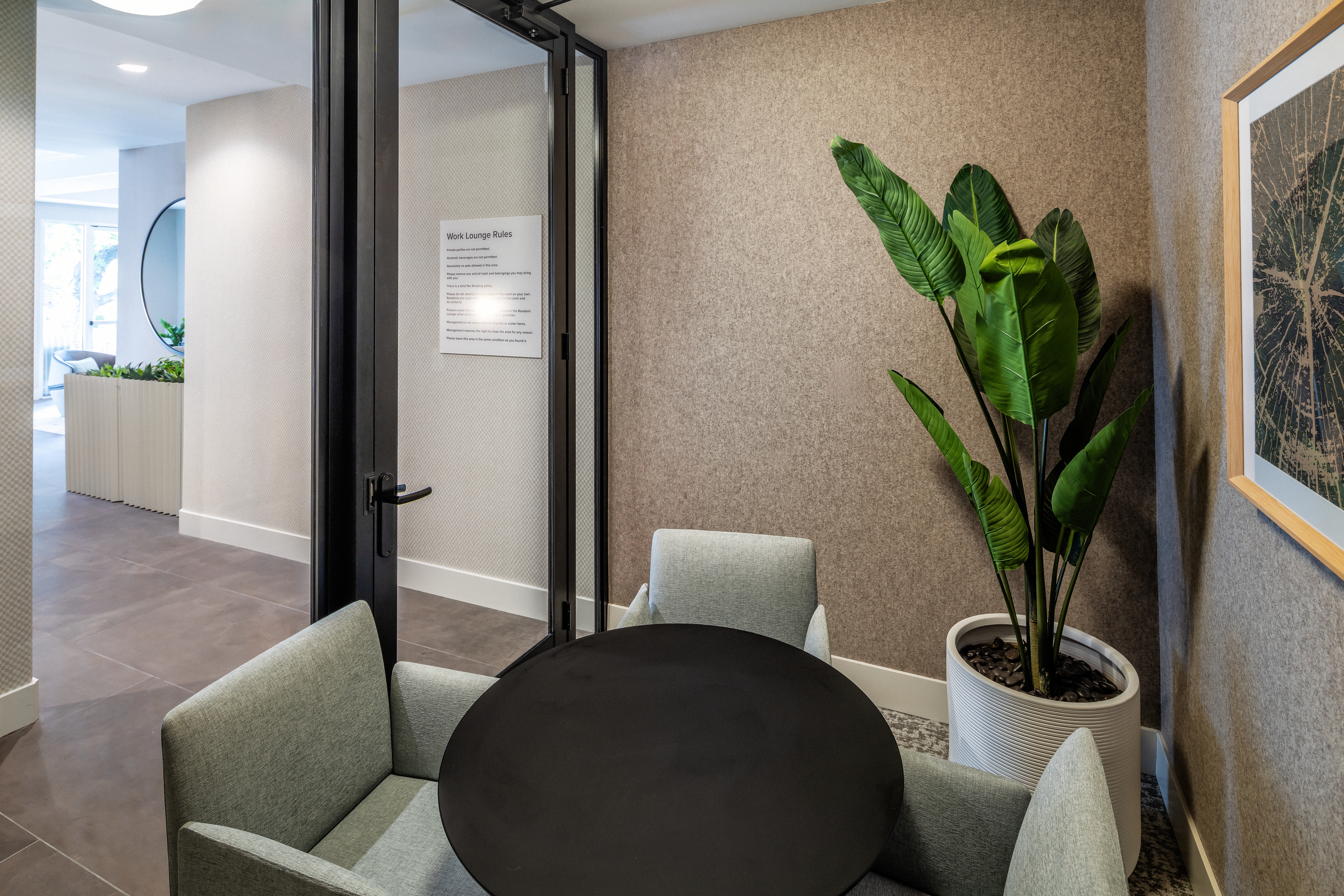 Lobby at Avalon Thousand Oaks Plaza (3 of 3)