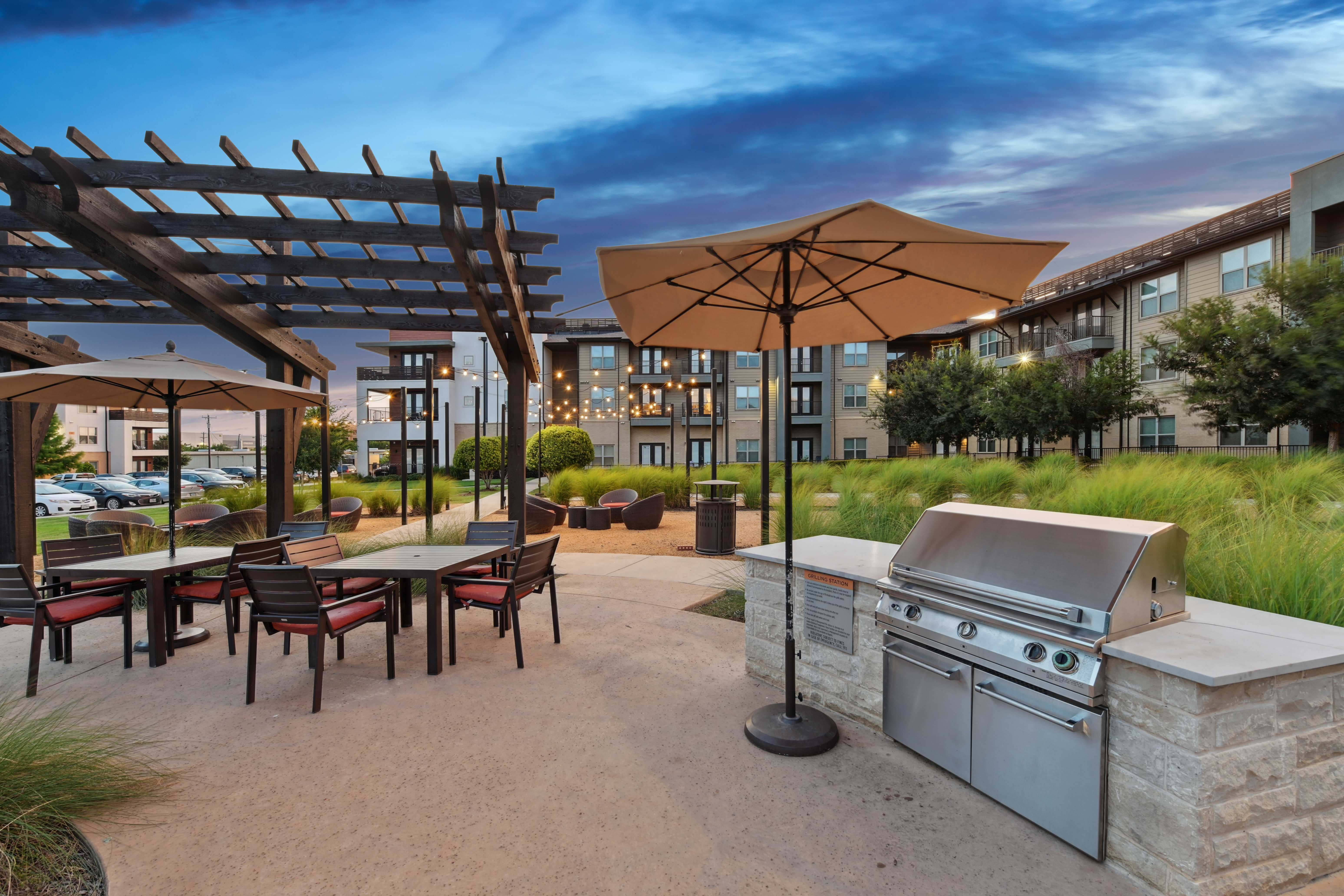Grill area at Avalon Castle Hills (3 of 4)