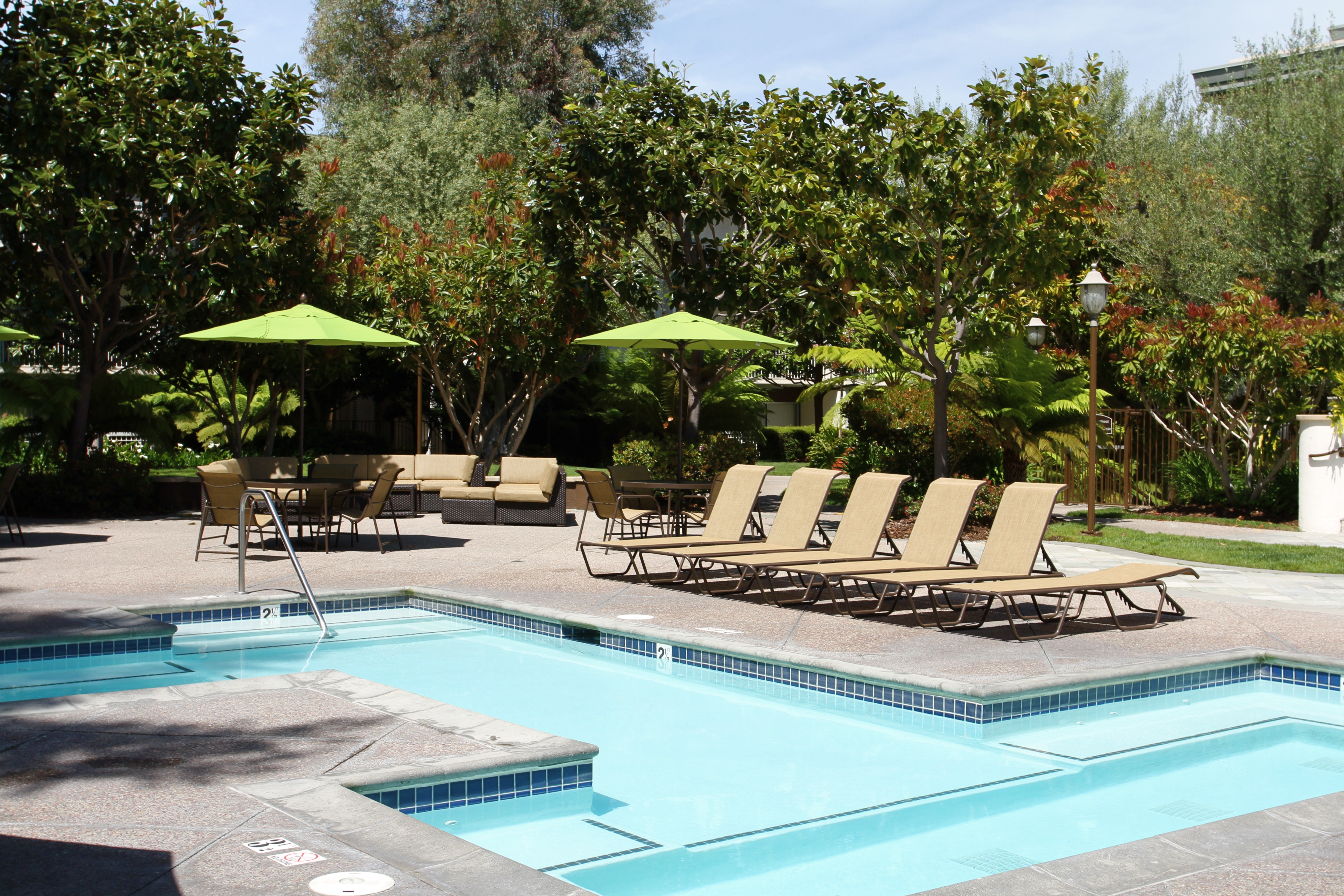 Pool at Eaves Mountain View At Middlefield