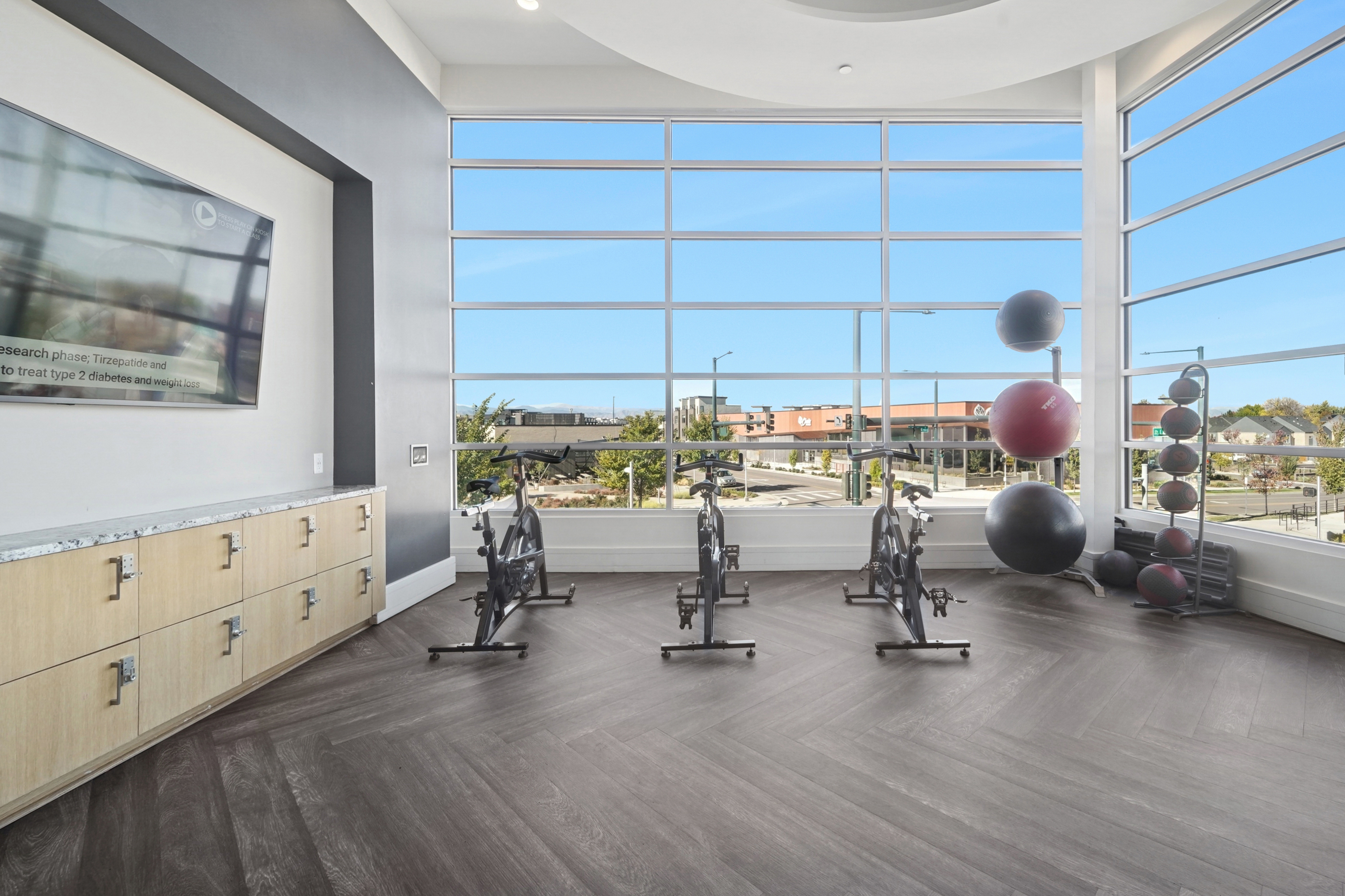 Gym at Avalon Lowry (6 of 6)