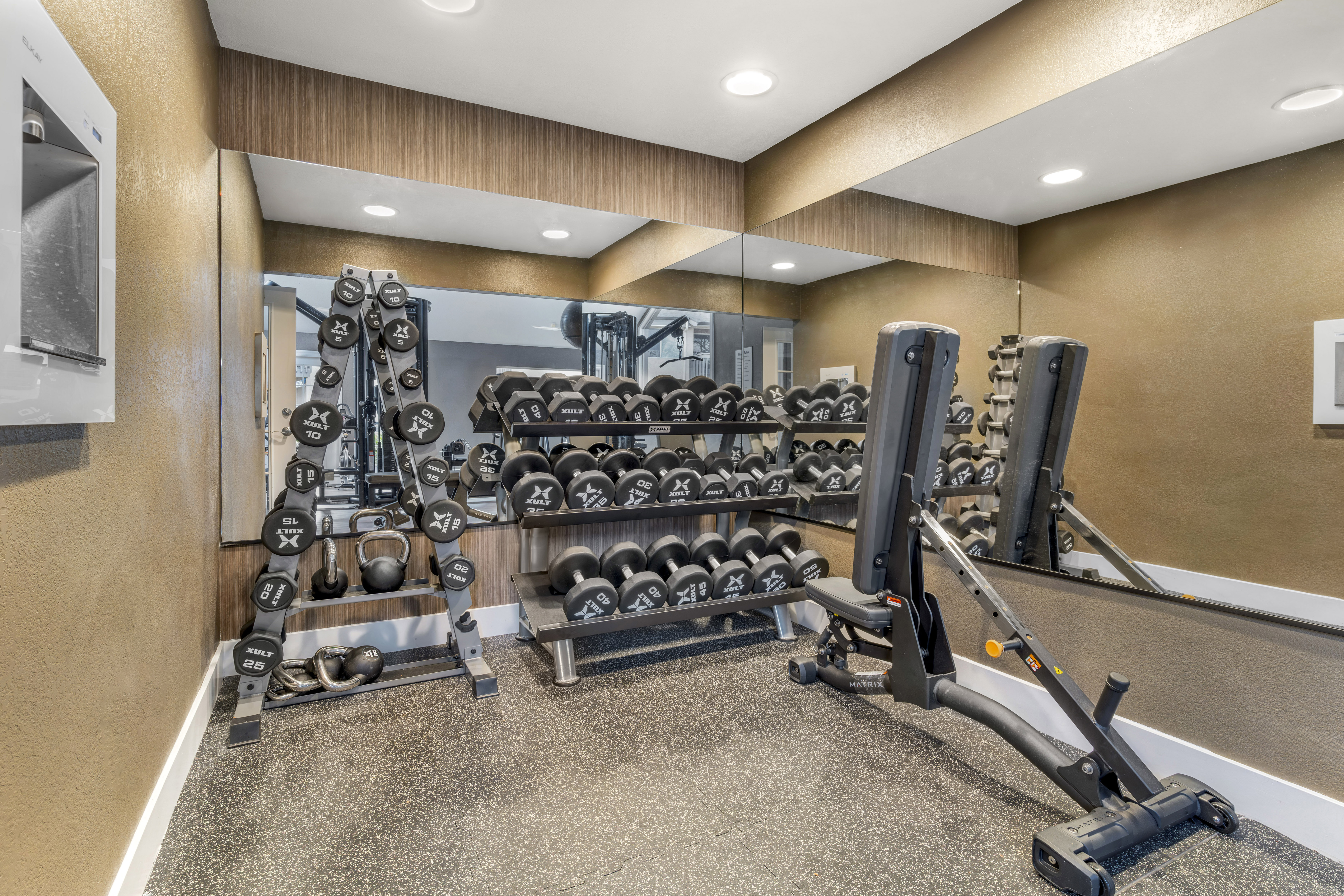 Gym at Eaves (5 of 5)