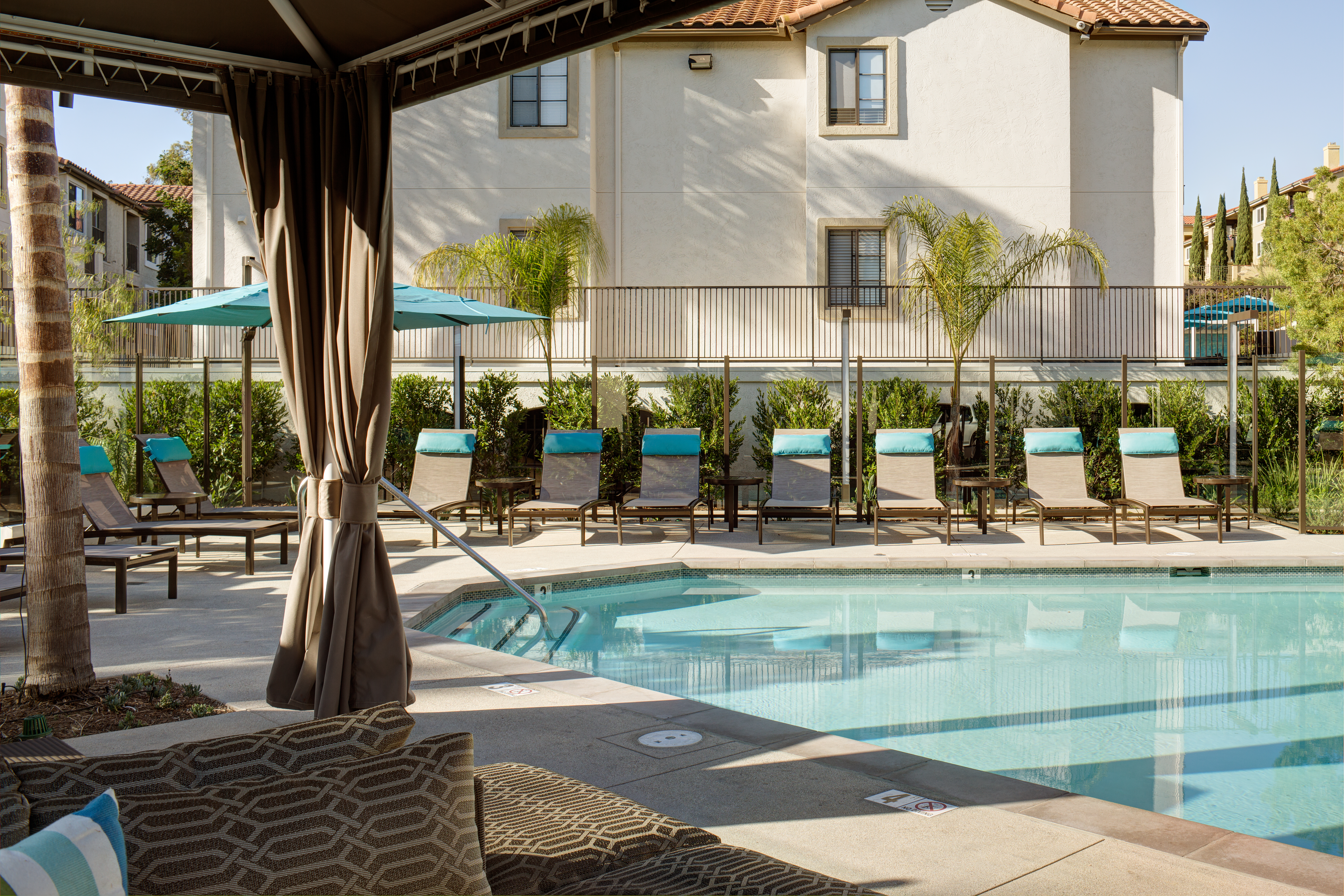 Pool at Avalon La Jolla Colony (3 of 3)