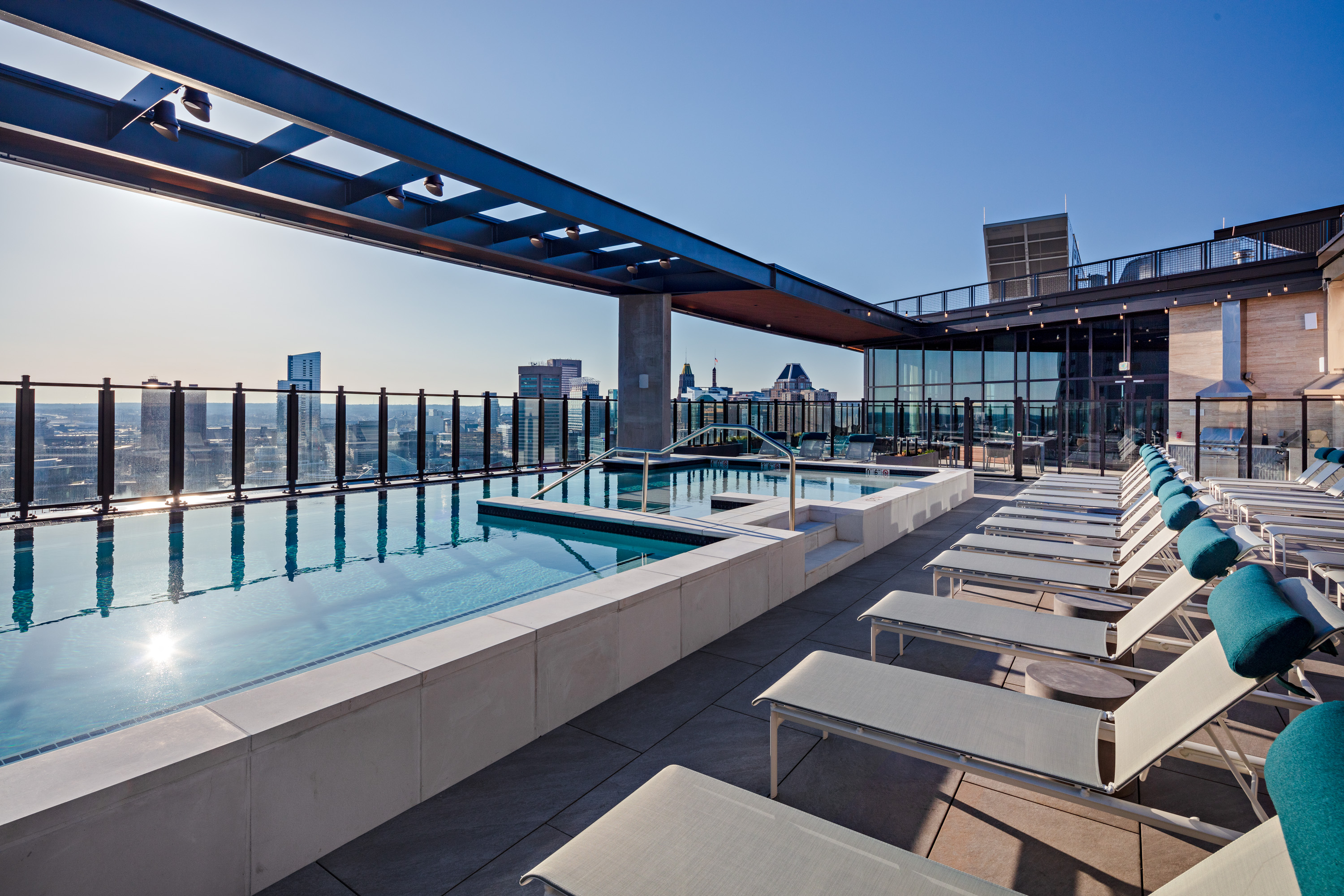 Pool at Avalon 555 President (2 of 2)