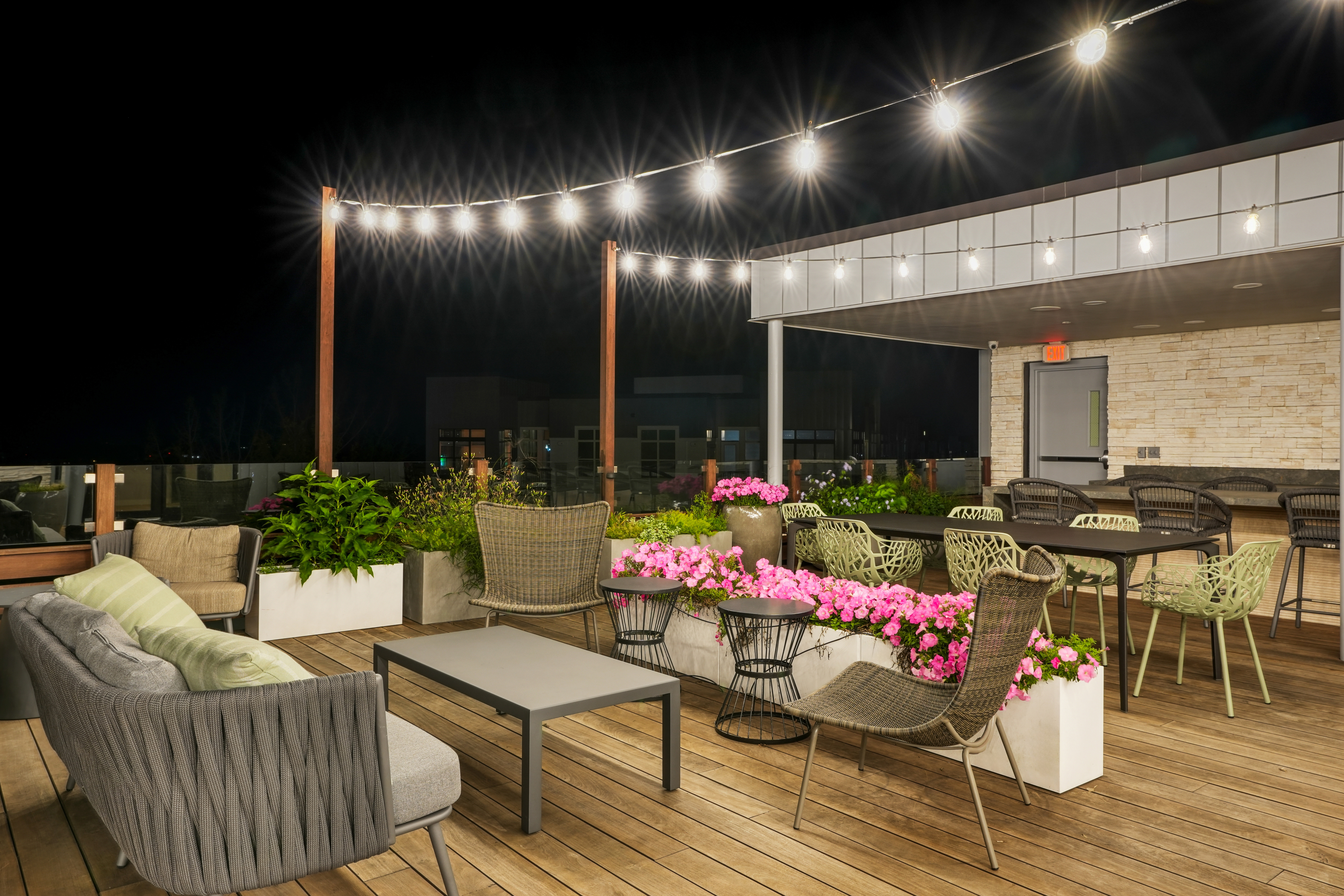 Roof deck at Avalon (5 of 8)