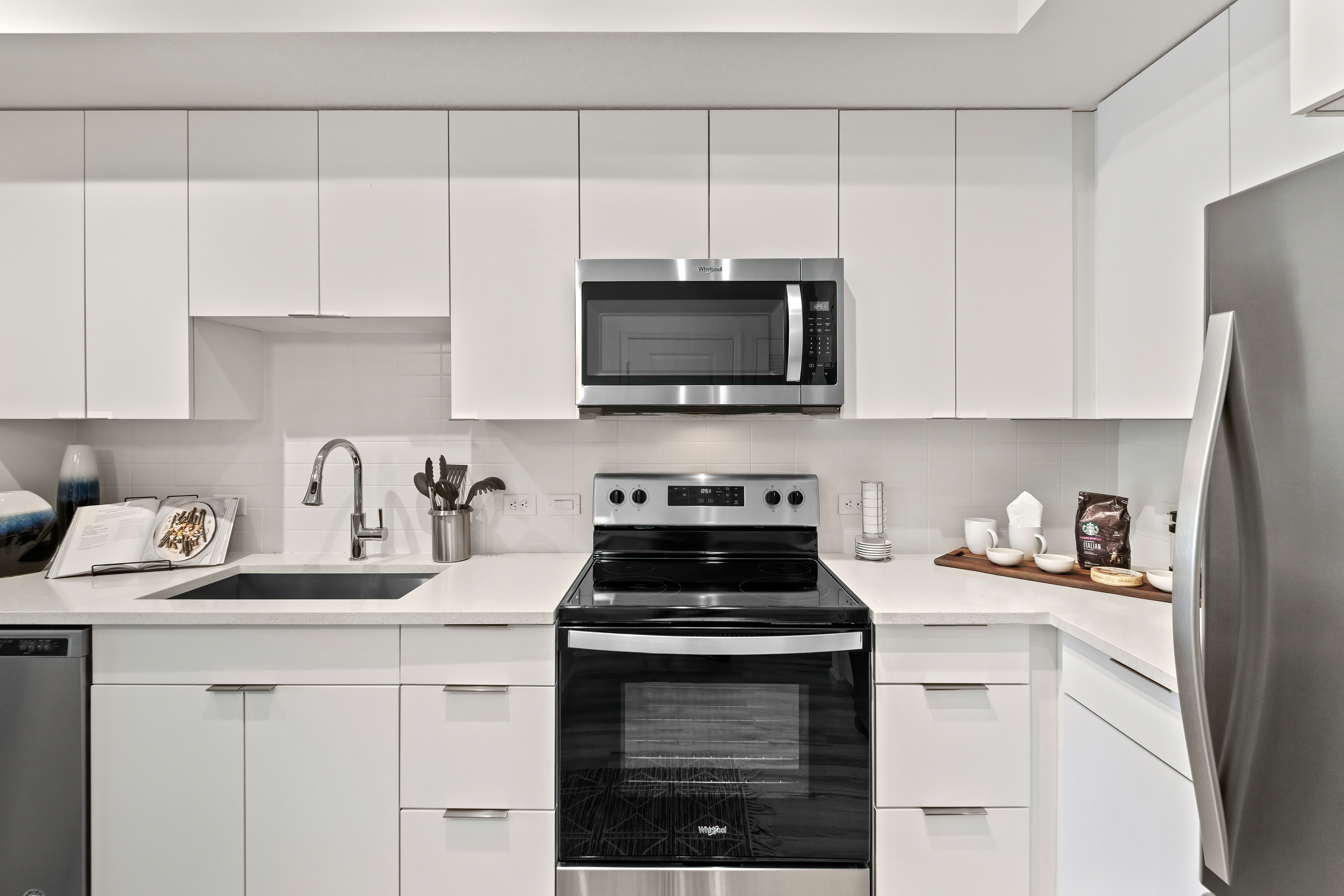 Avalon Miramar Park Place 2 of 12