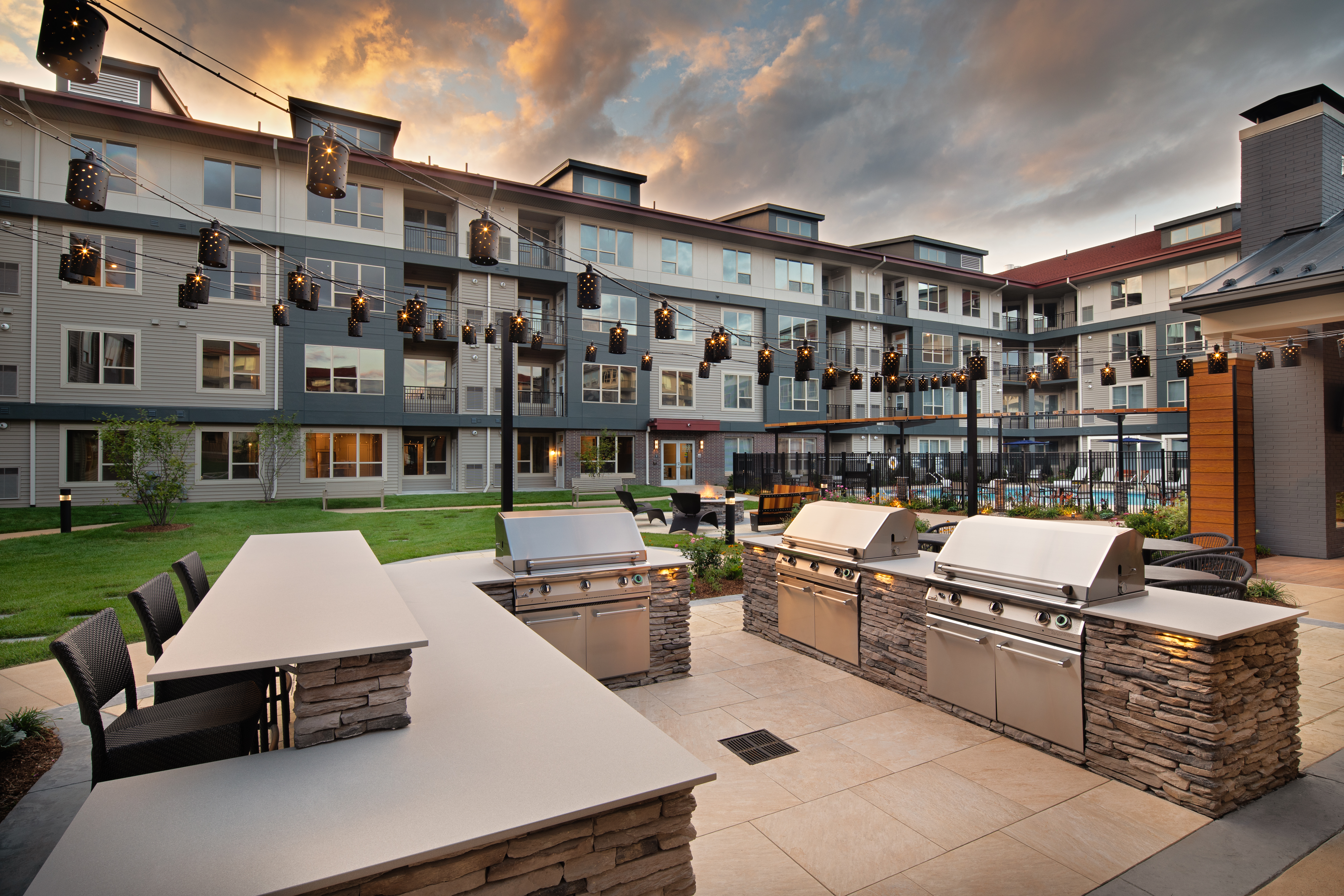 Grill area at Avalon (1 of 2)