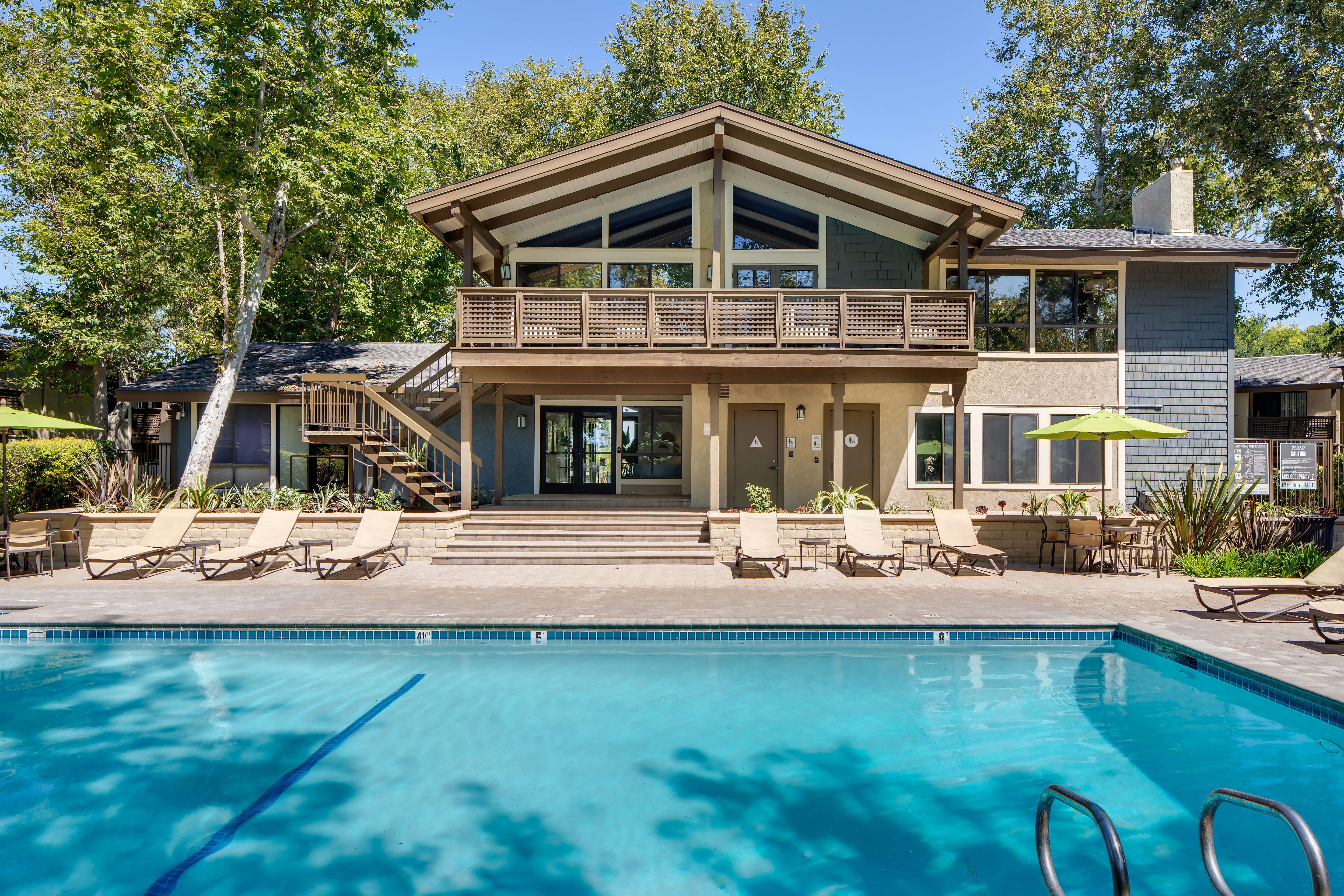 Pool at Eaves South Coast (4 of 4)