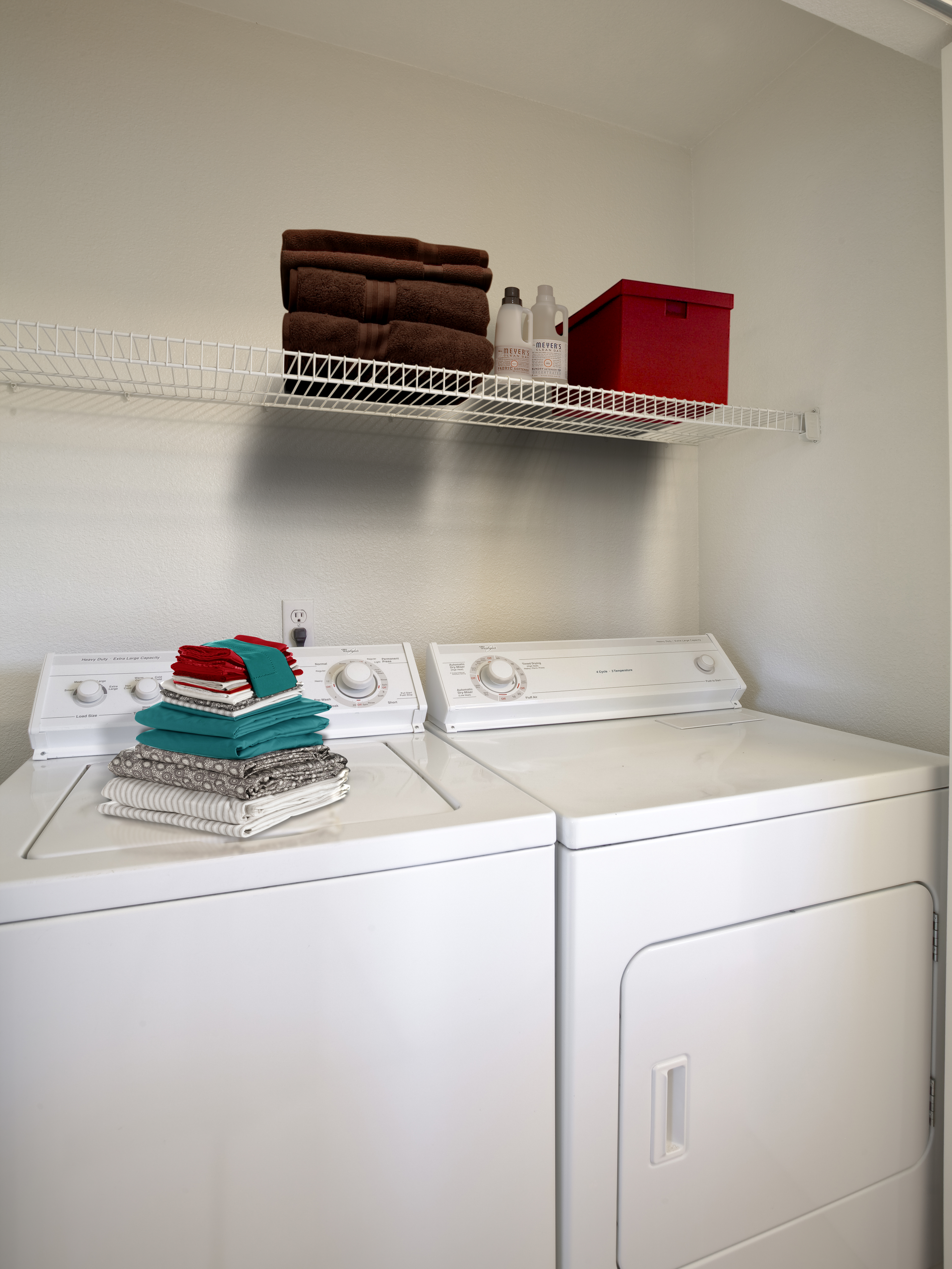Laundry room at Avalon At Bear Creek