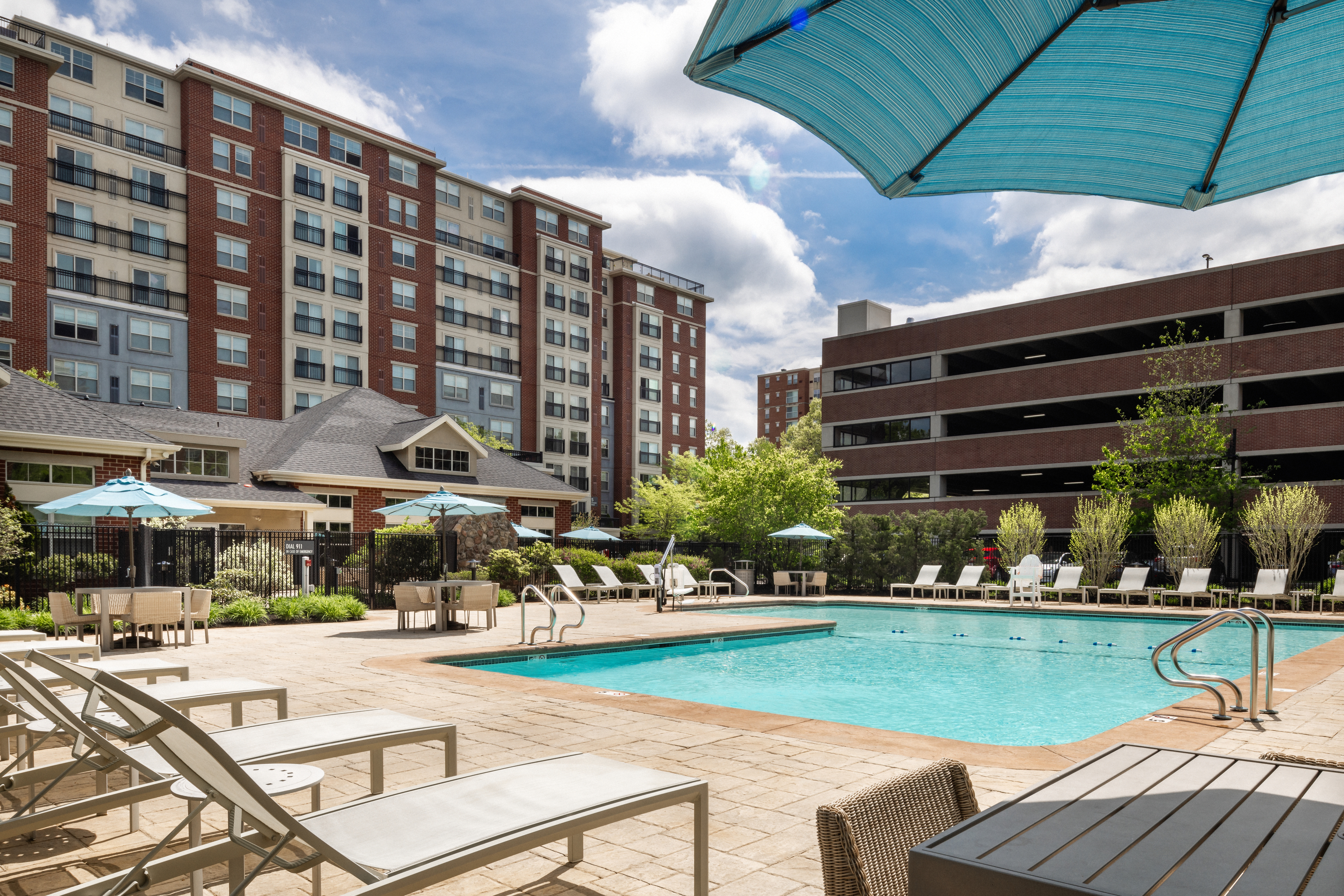 Pool at Avalon (4 of 4)