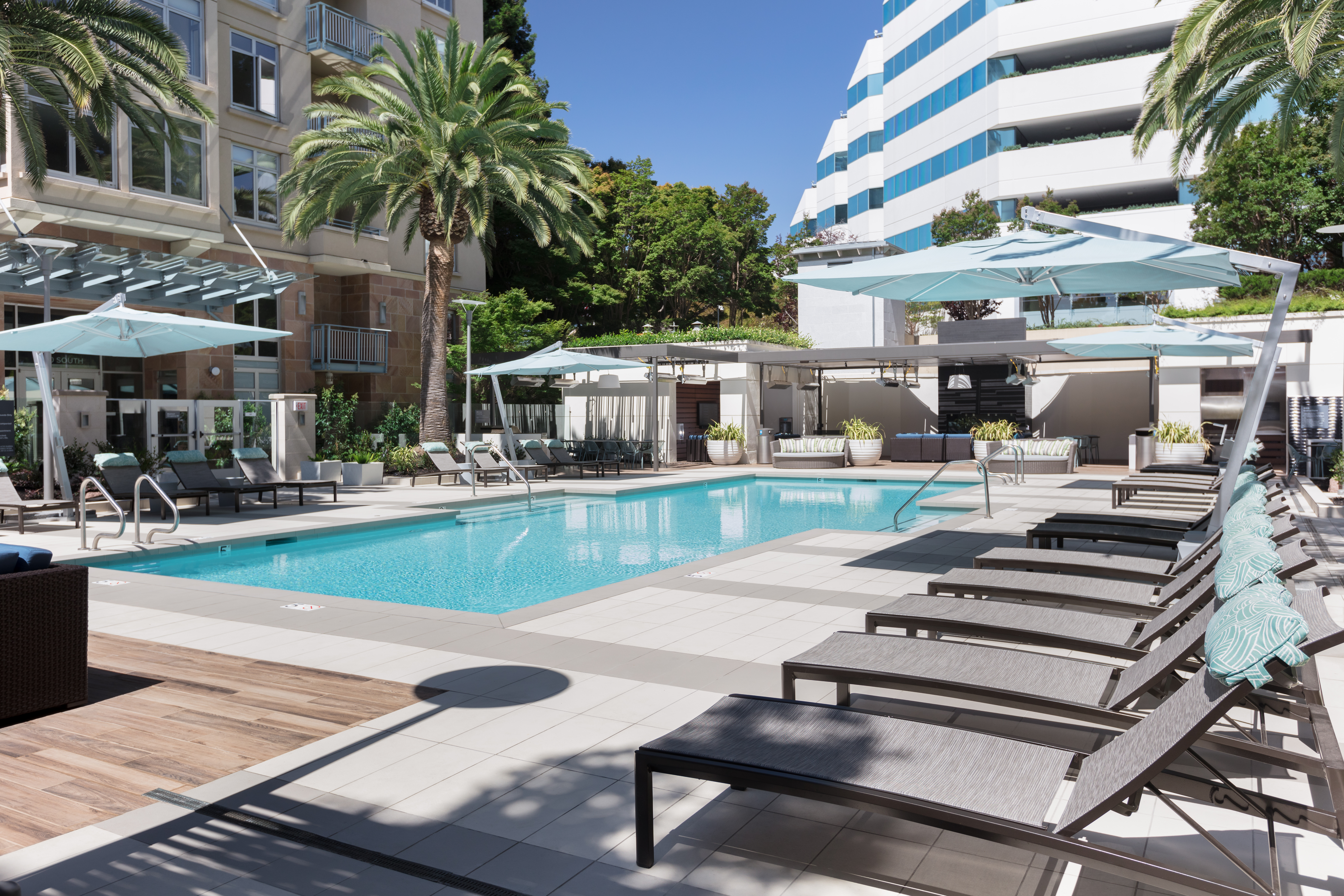 Pool at Avalon Towers On The Peninsula (5 of 6)