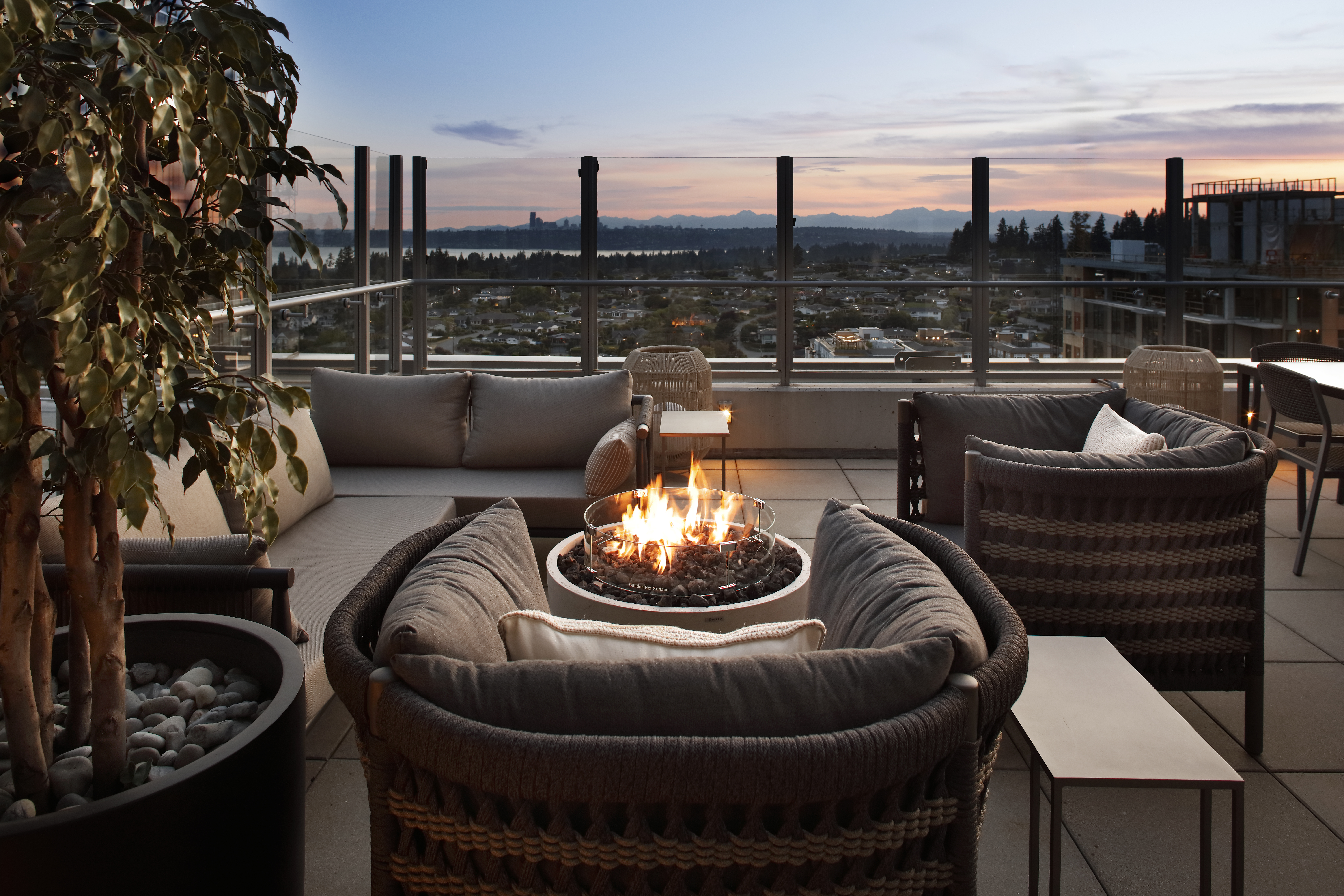 Roof deck at Avalon Towers (2 of 4)