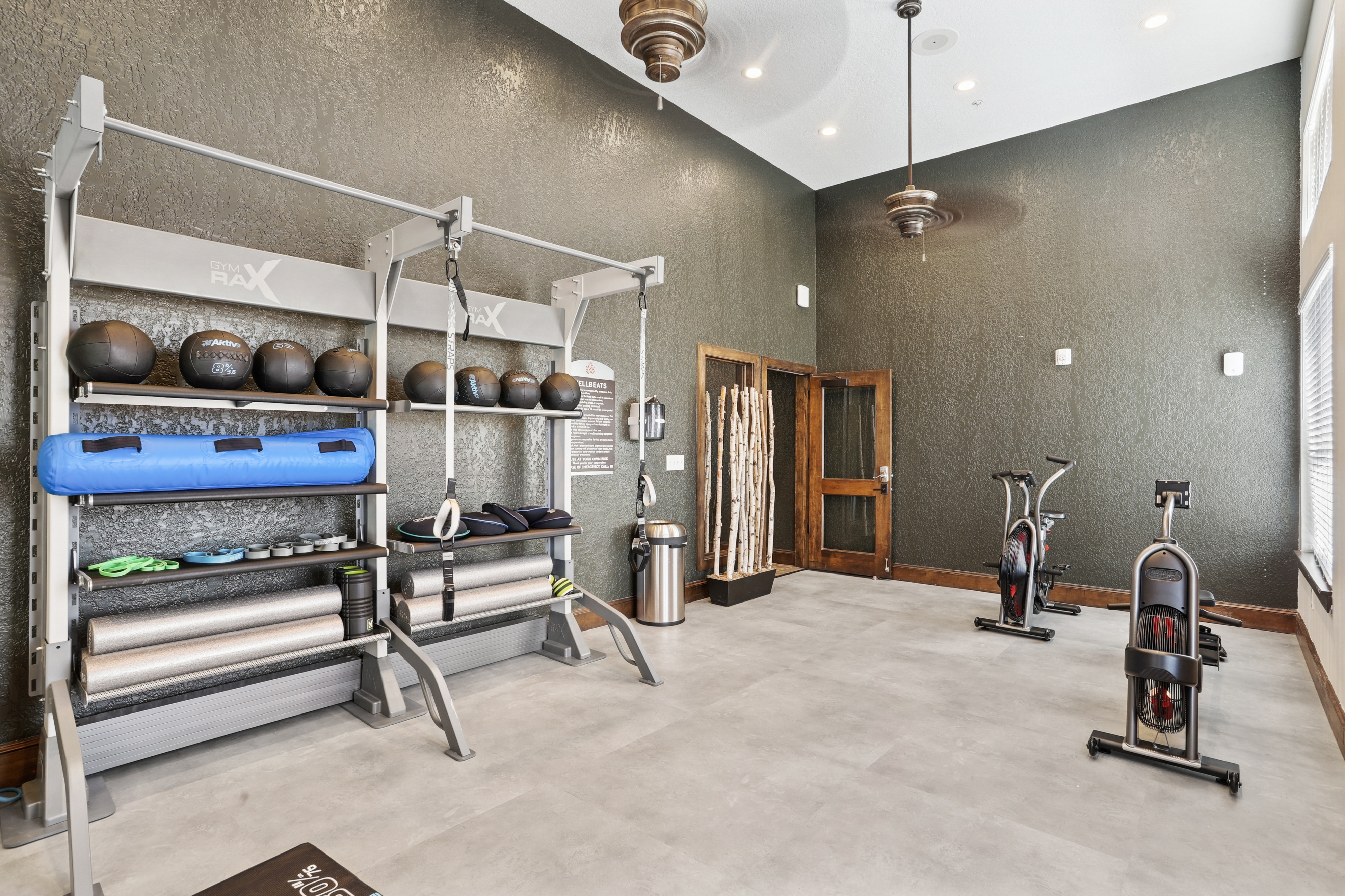 Gym at Avalon At Pier 121 (4 of 5)