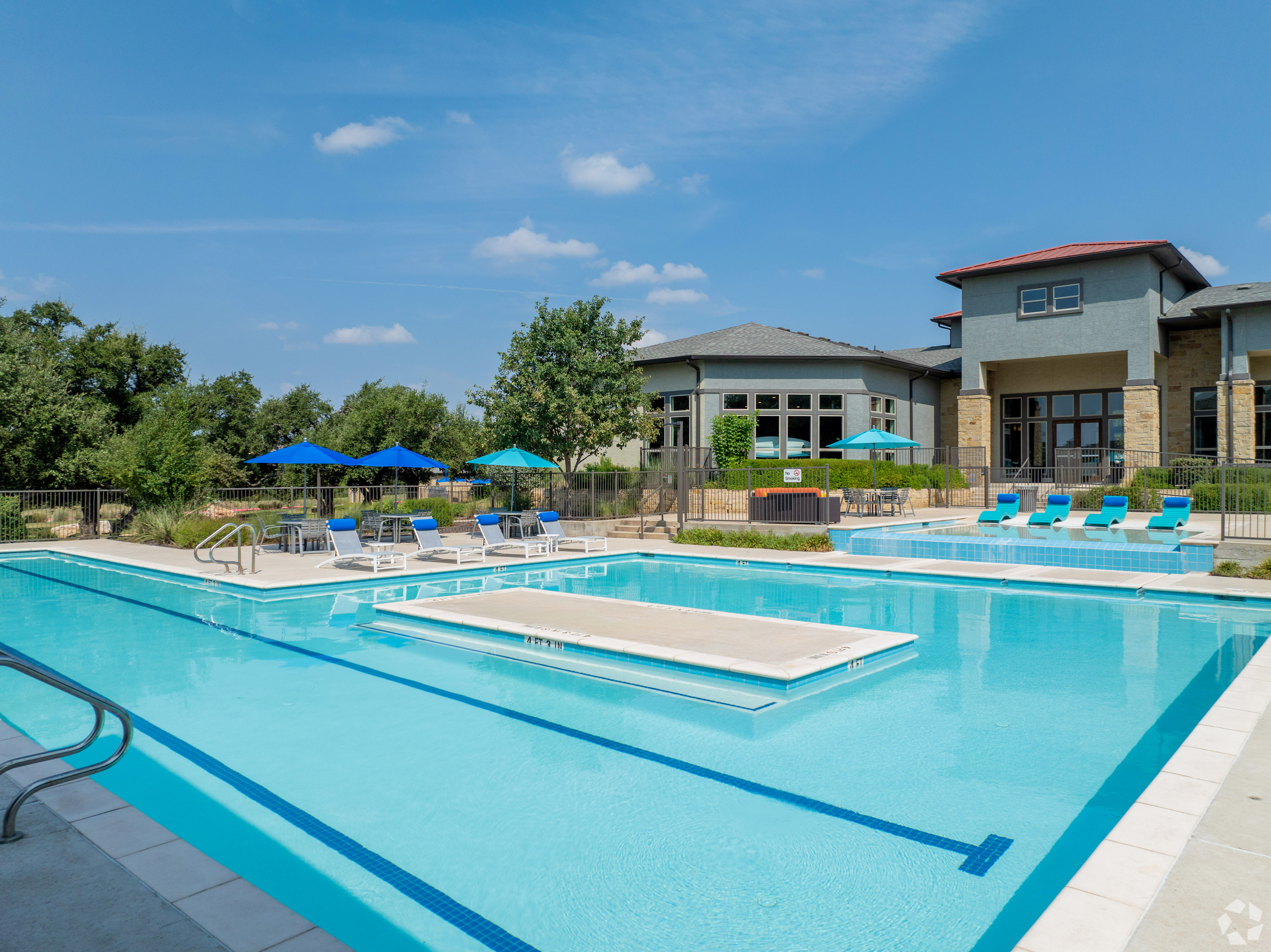 Pool at Avalon Wolf Ranch (1 of 5)