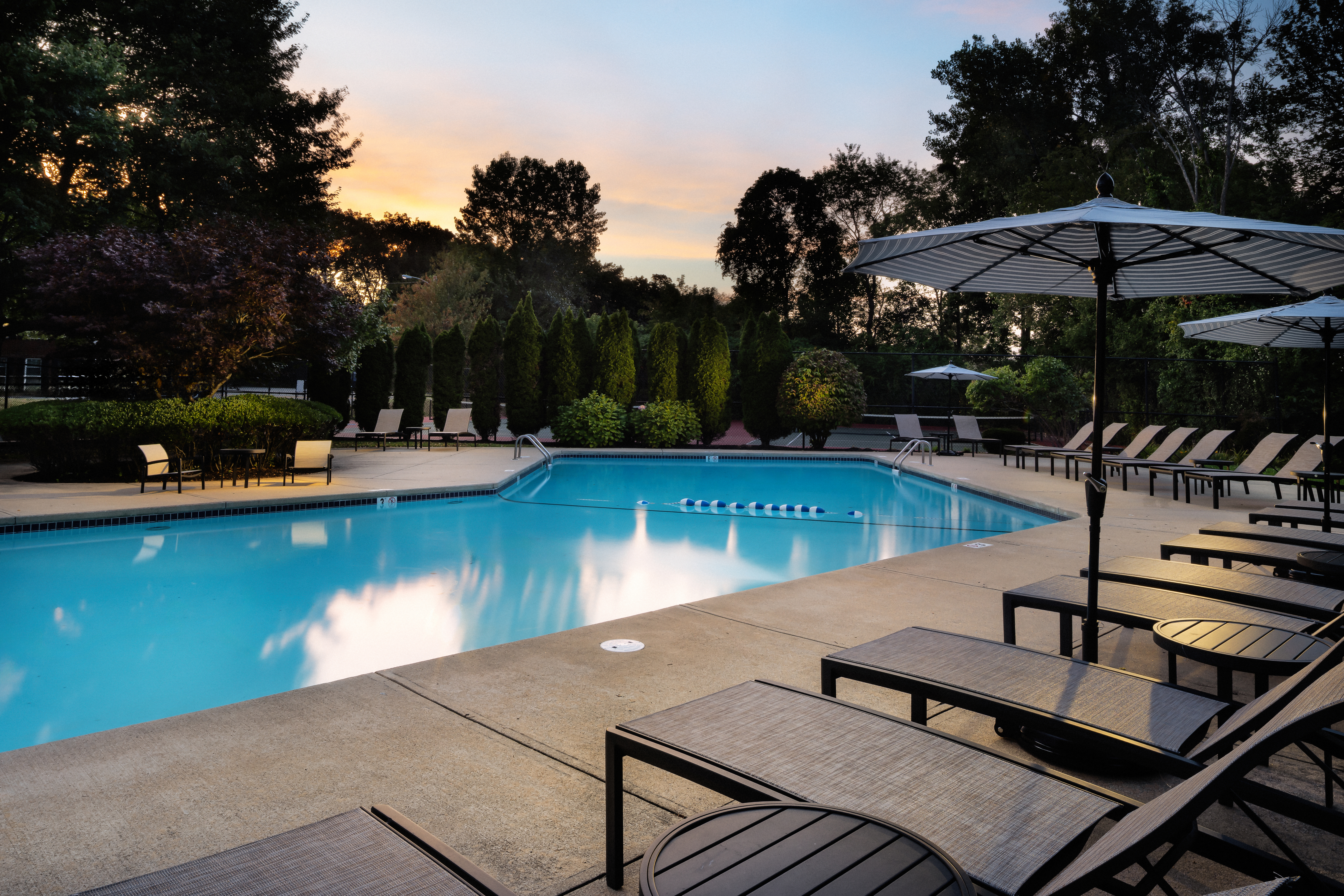 Pool at Eaves (7 of 8)