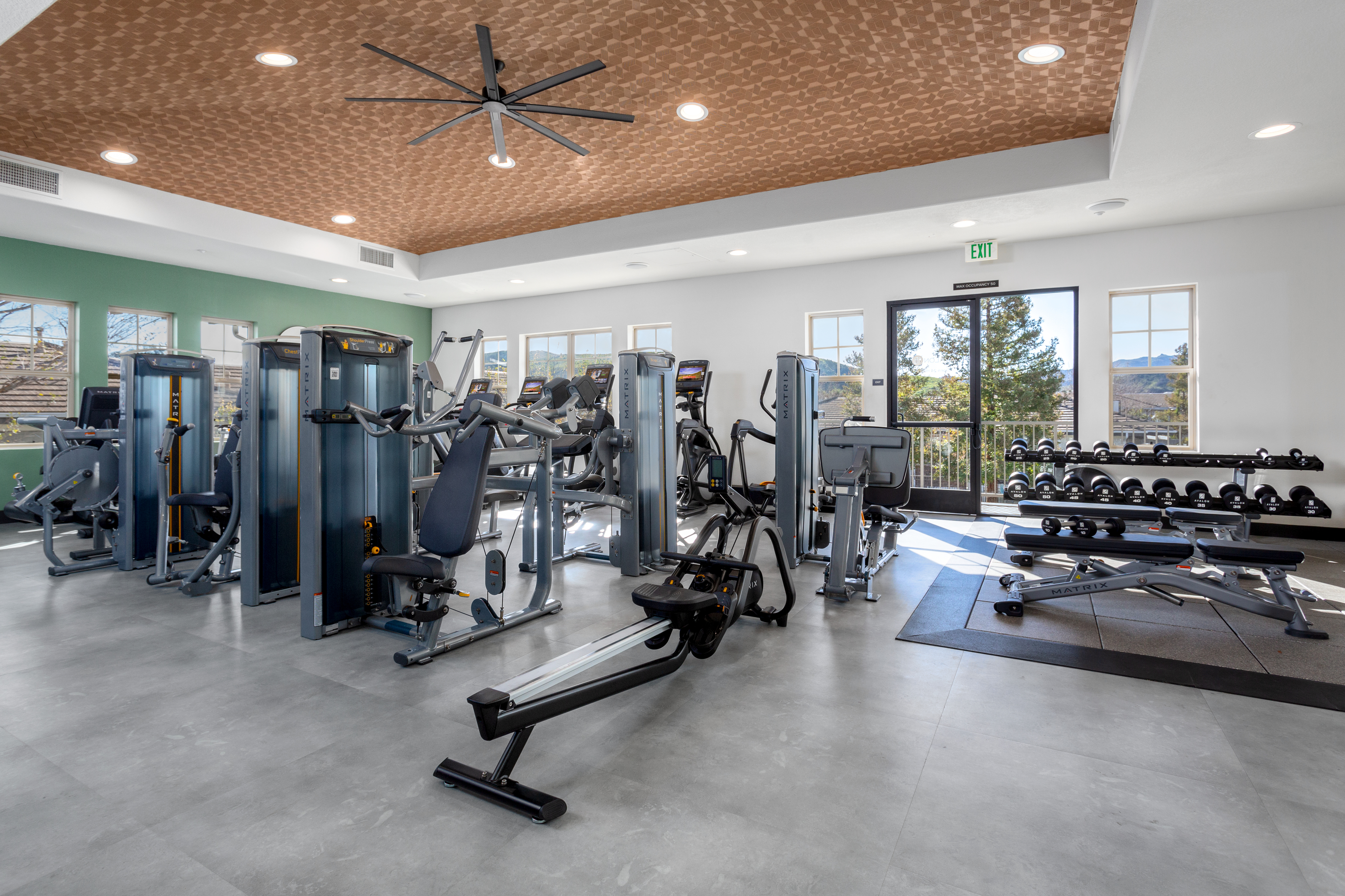 Gym at Avalon Oak Creek (3 of 5)
