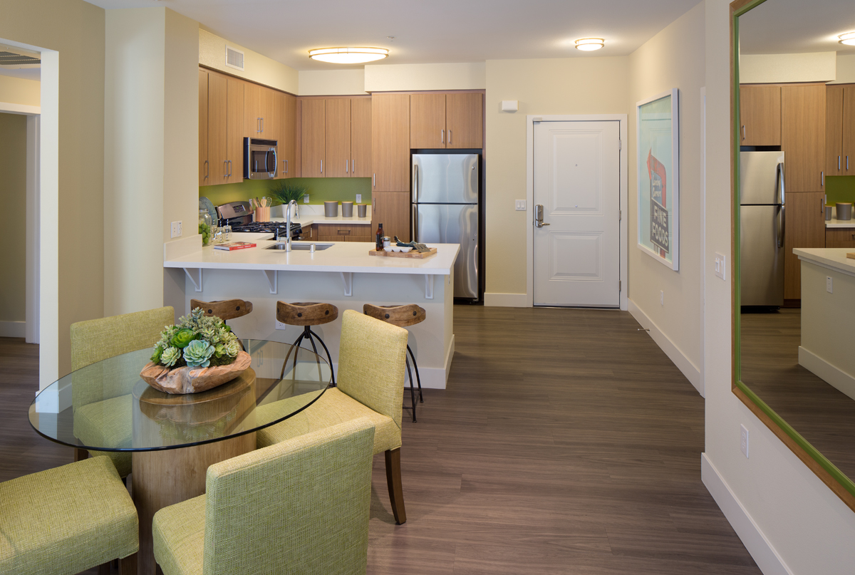Avalon Vista 8 of 12