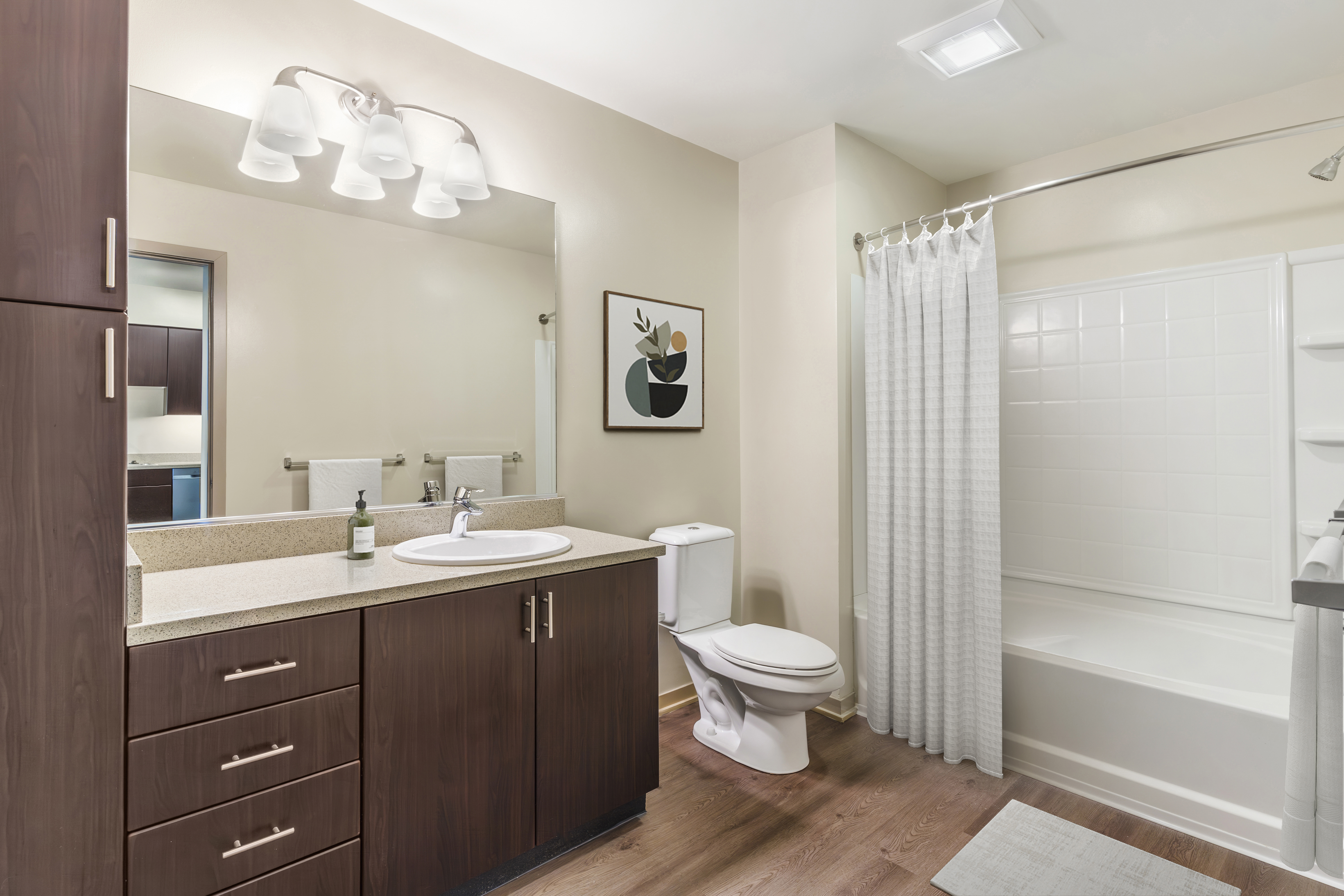 Avalon Ocean Avenue 4 of 12